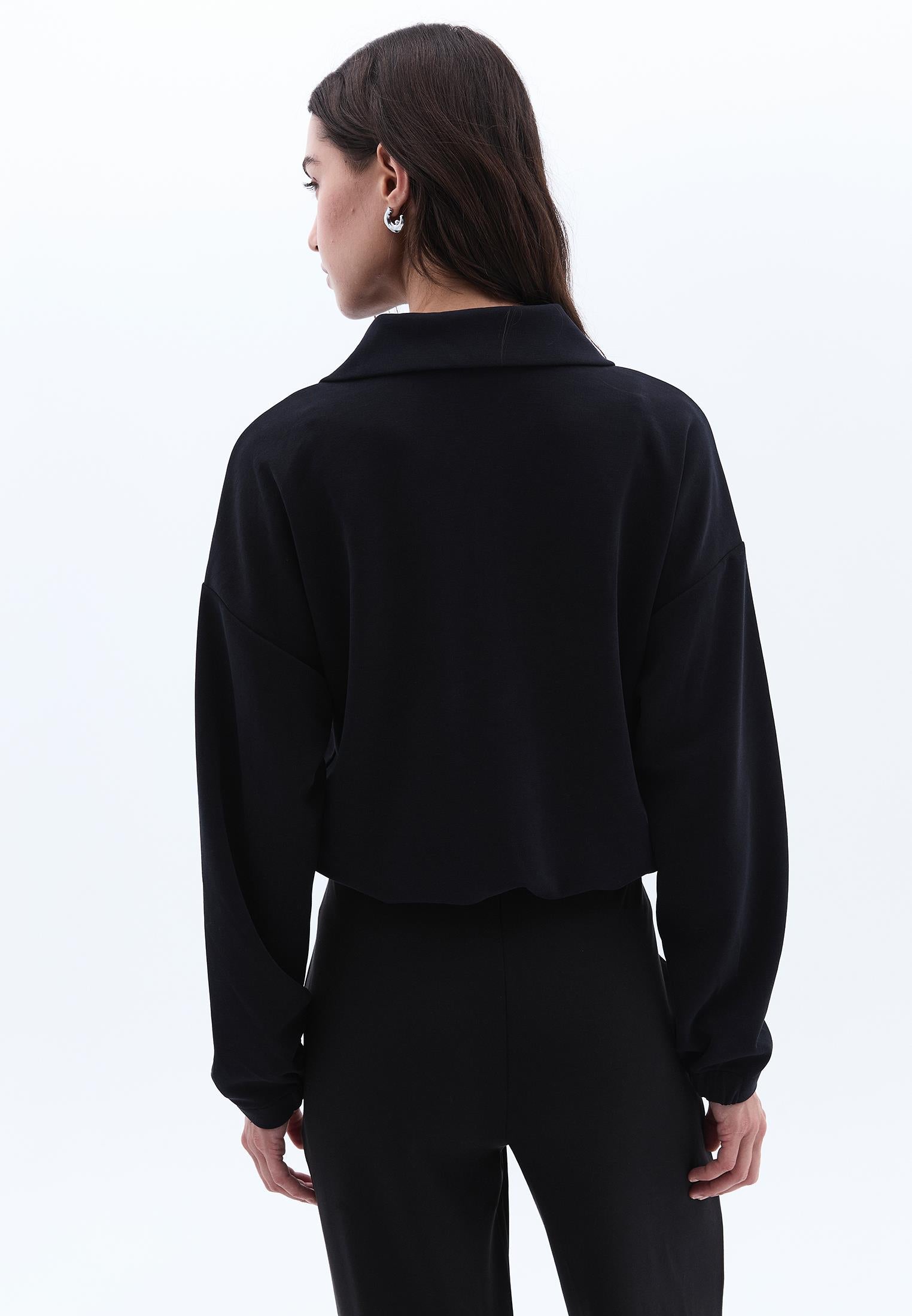 Sweatshirt With Pocket Detail And High Collar - BLACK