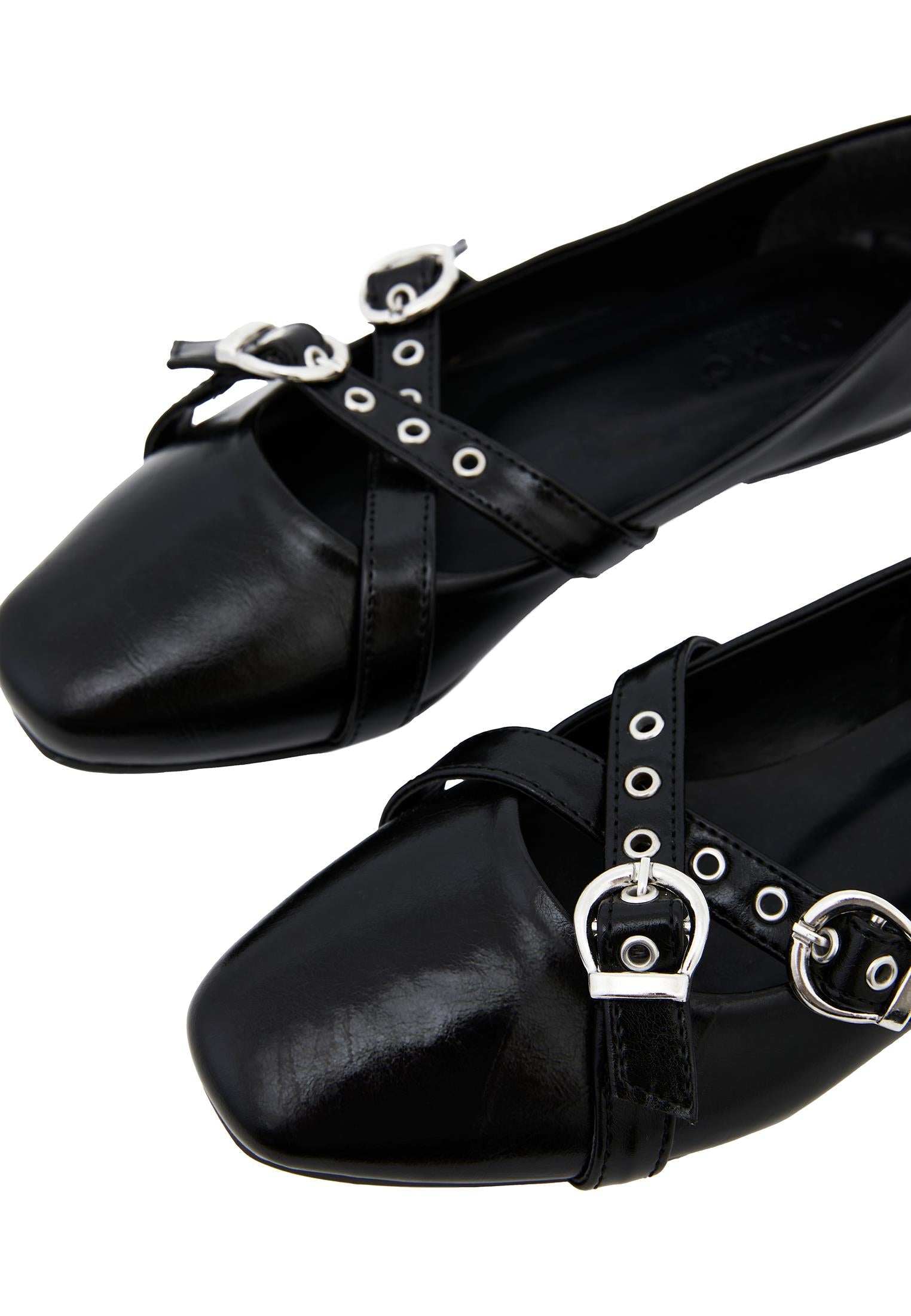 Women's Shoes - BLACK