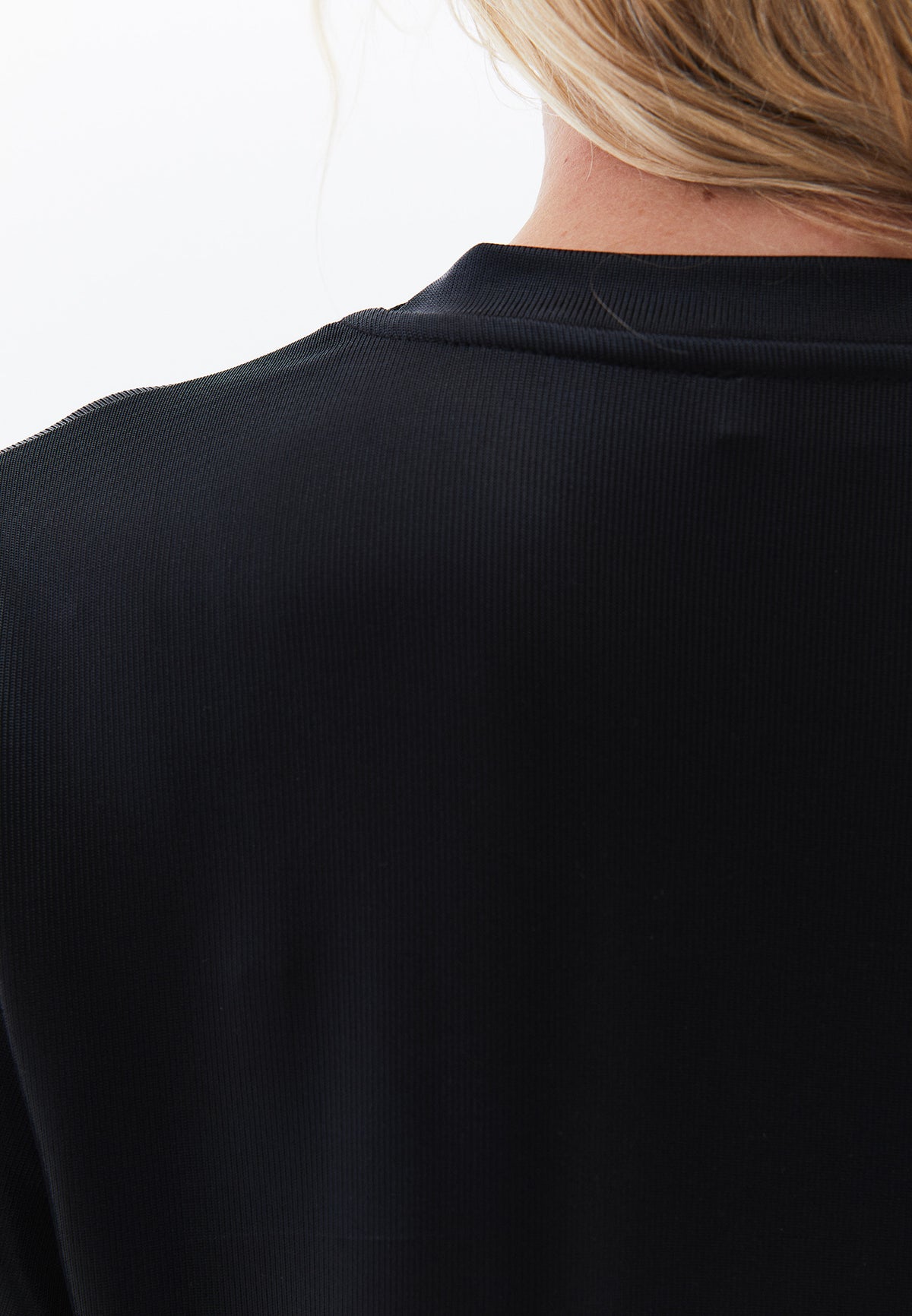 Crew Neck Short Sleeve T-Shirt - BLACK