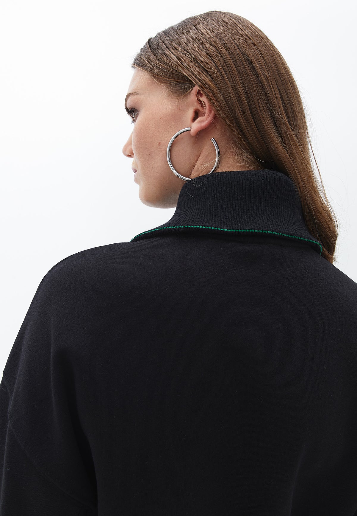 High Neck Sweatshirt - BLACK