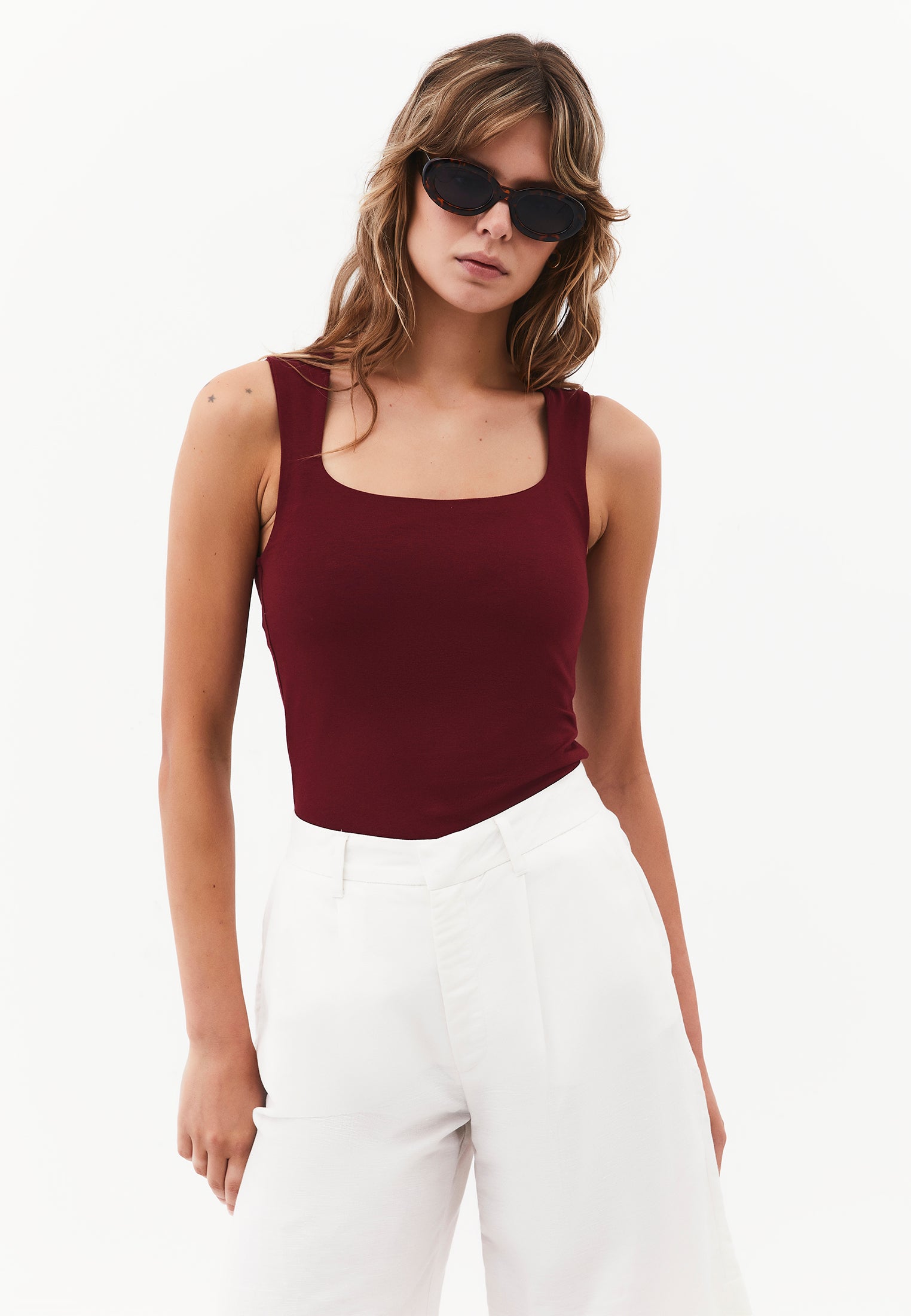 Square Neck Bodycon Standard Tank Top - CABERNET