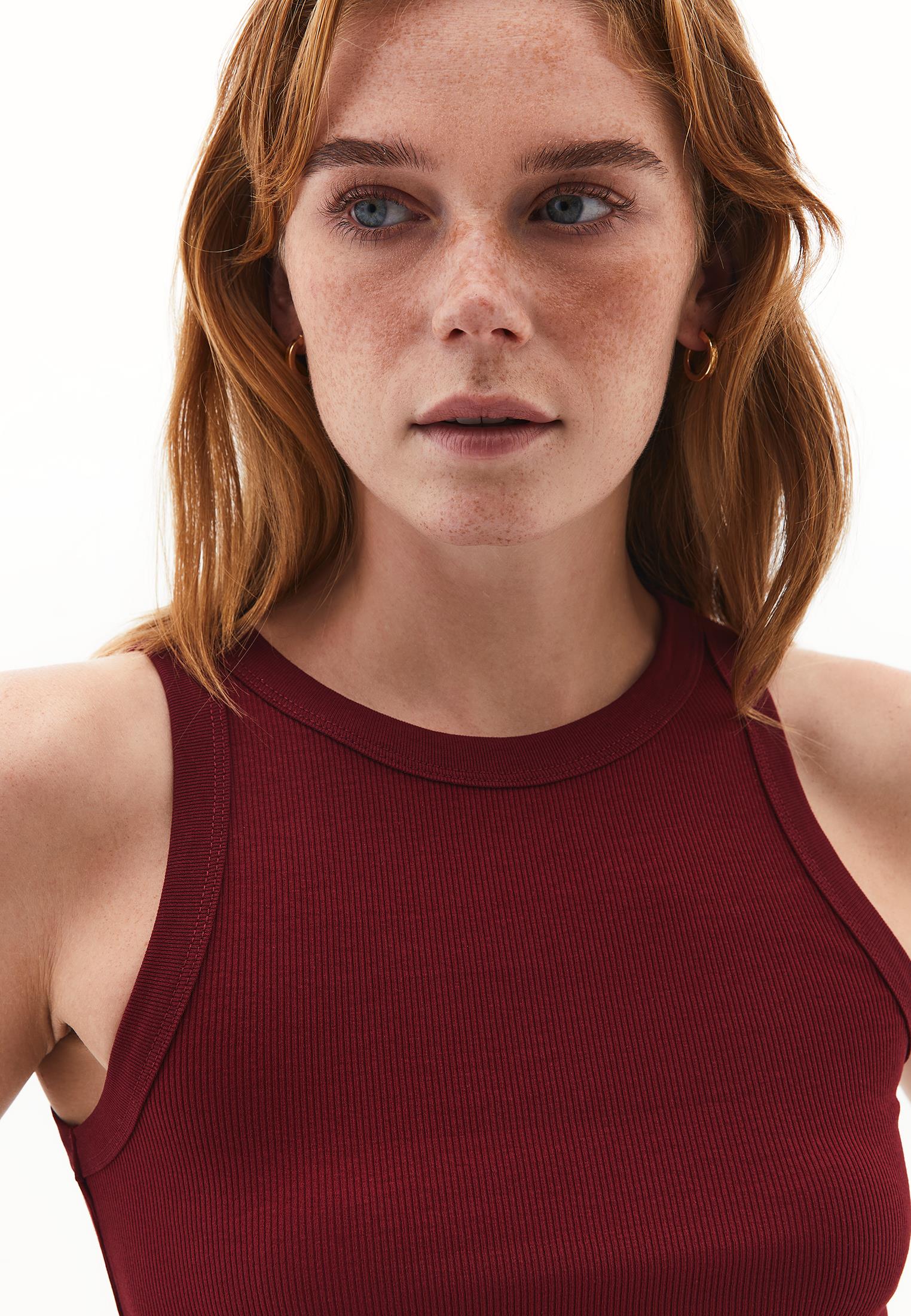 Crew Neck Tank Top - CABERNET