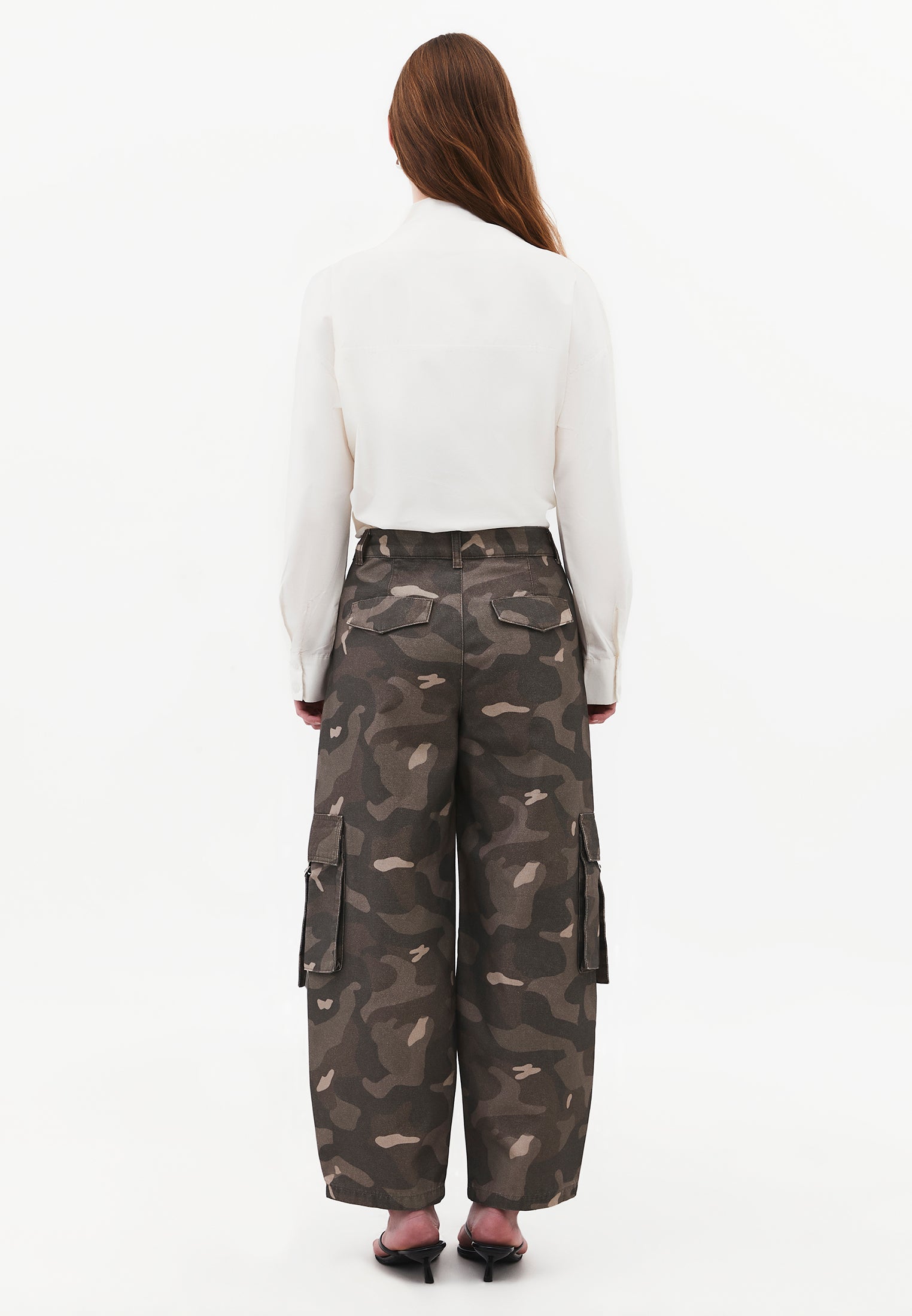 Camouflage Patterned Barrel Leg Cargo Pants - CAMO COMB