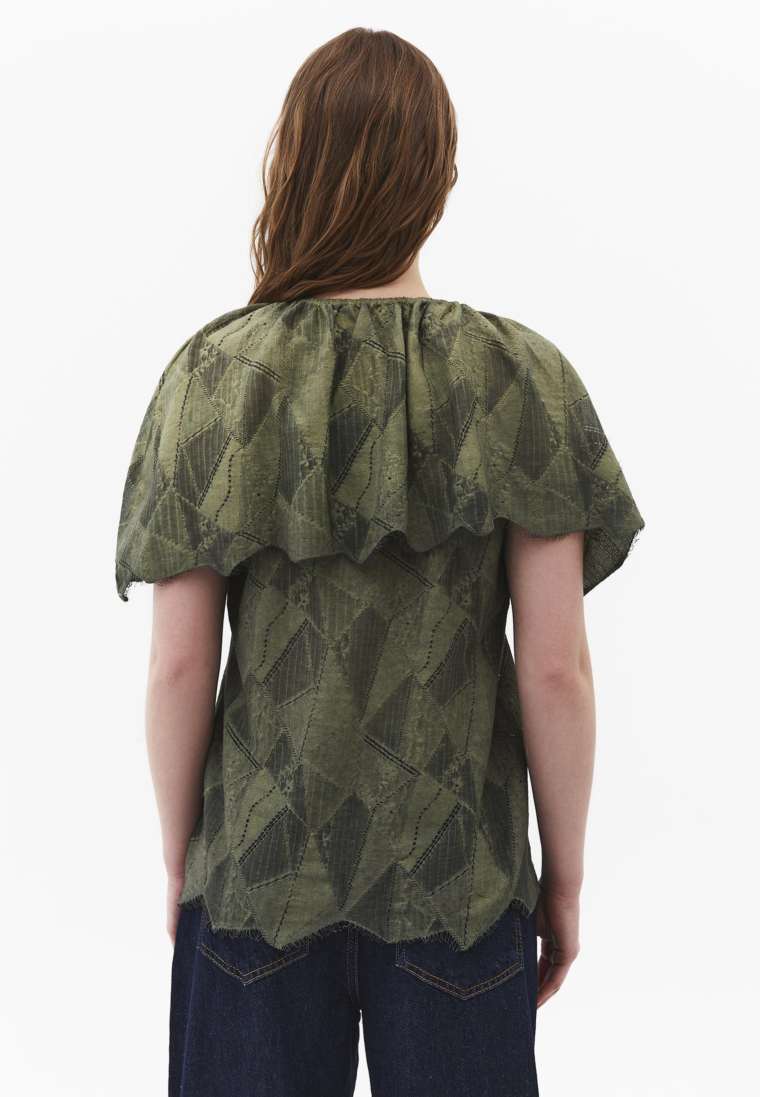 Sleeveless Blouse With Boat Neck And Embroidery - CEDAR