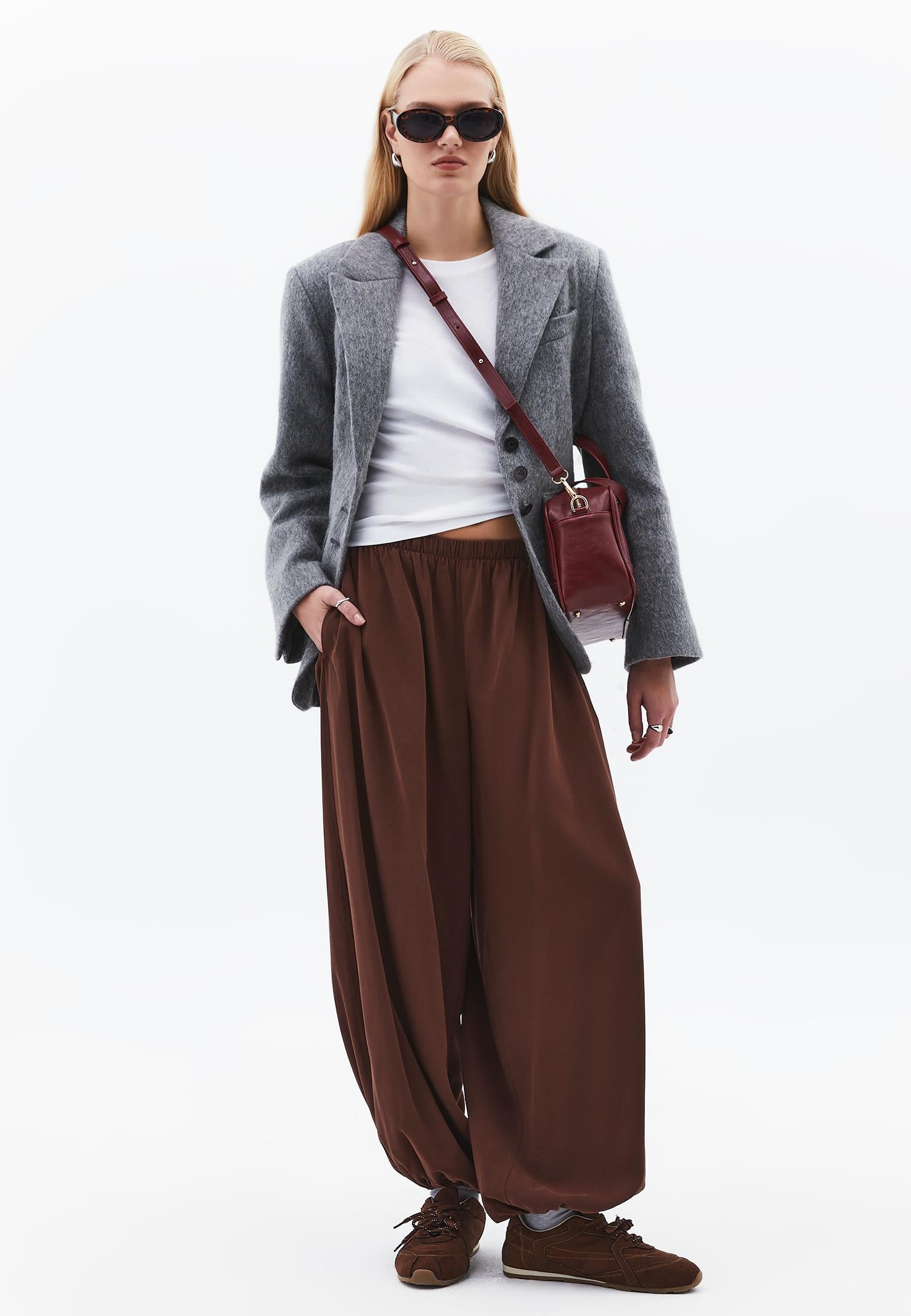 Balloon Form Jogger Pants - CHICORY COFFEE