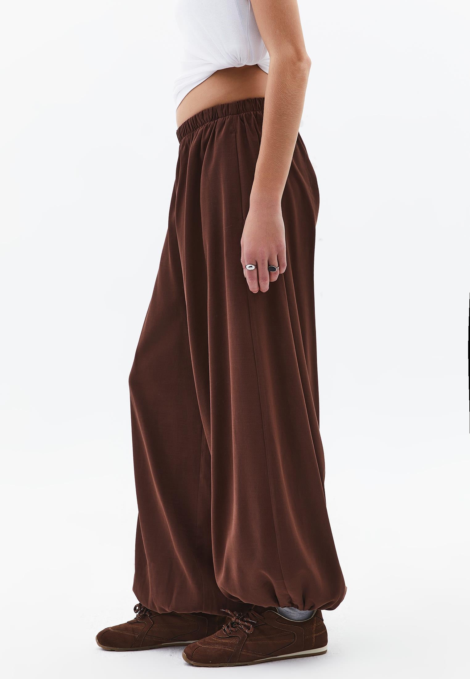 Balloon Form Jogger Pants - CHICORY COFFEE
