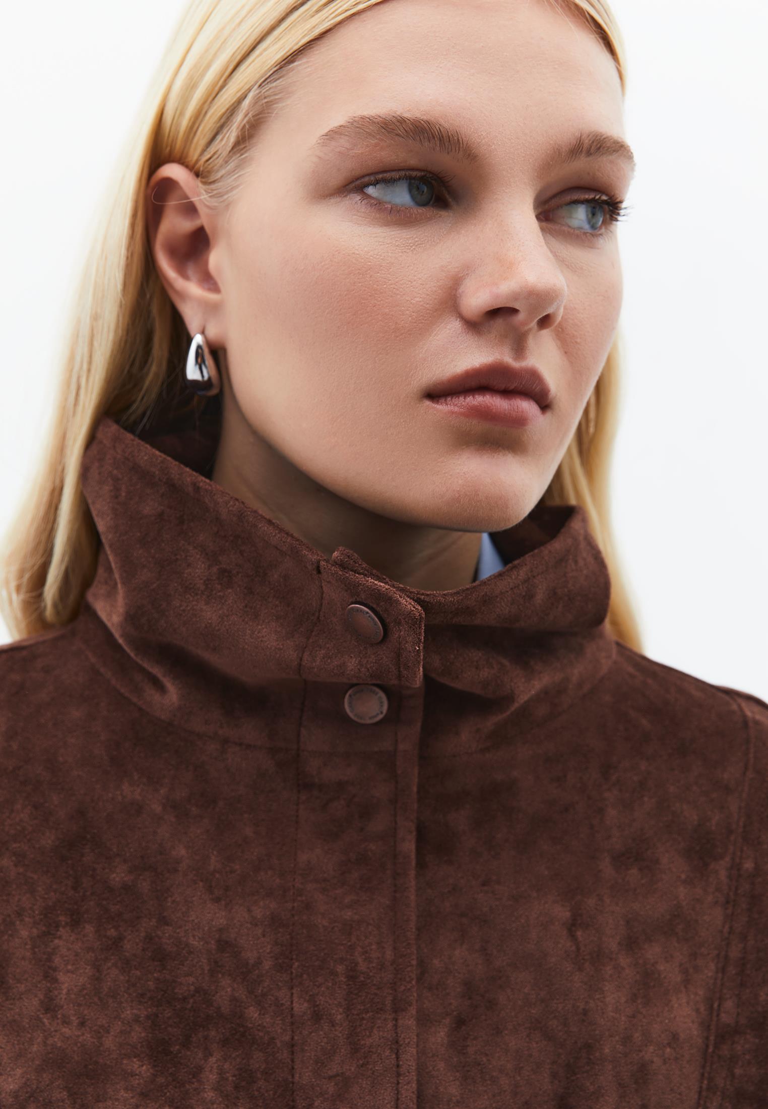 Oversized Jacket With Pleated Details - CHICORY COFFEE