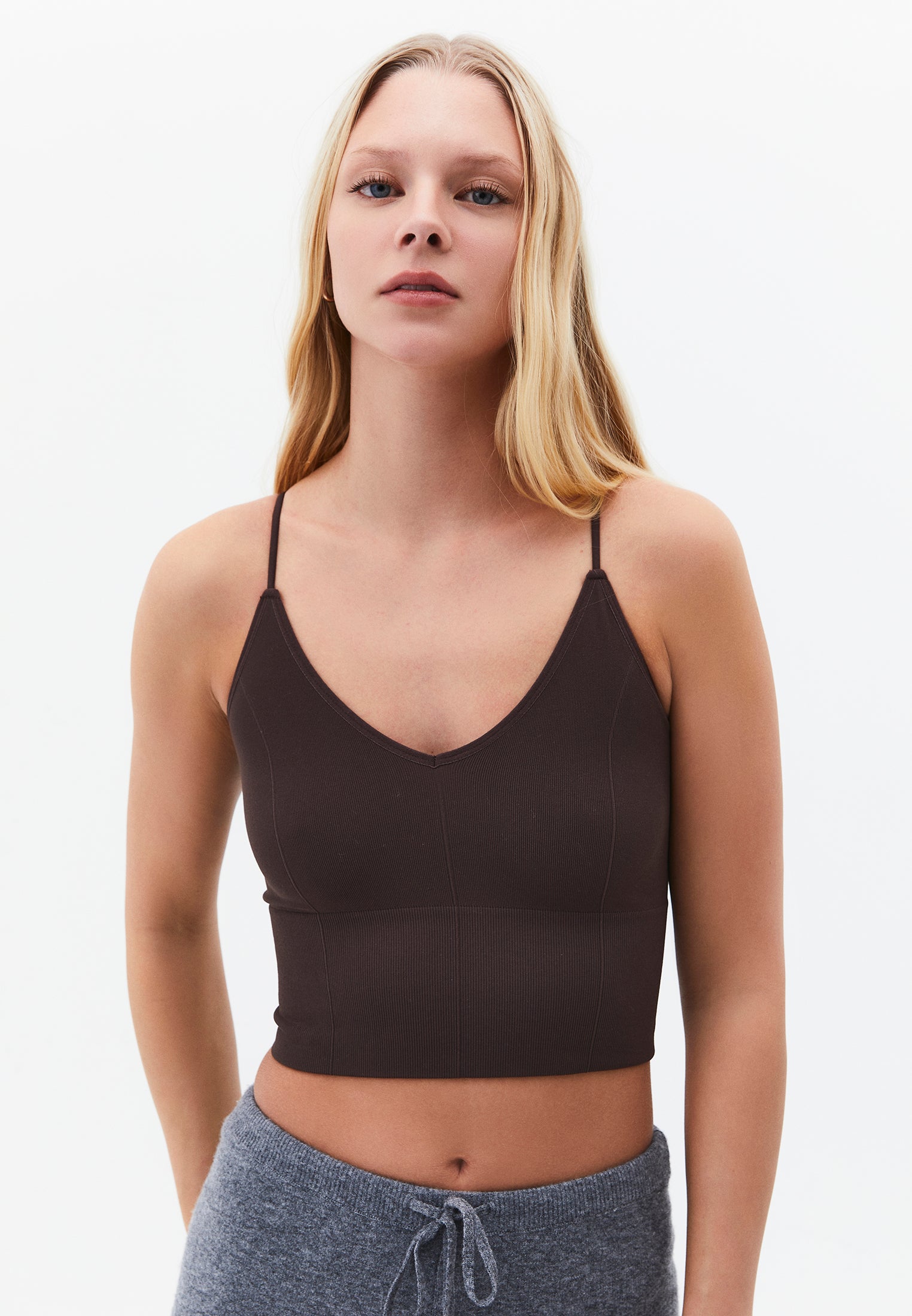 V Neck Tank Top - CHOCOLATE BROWN