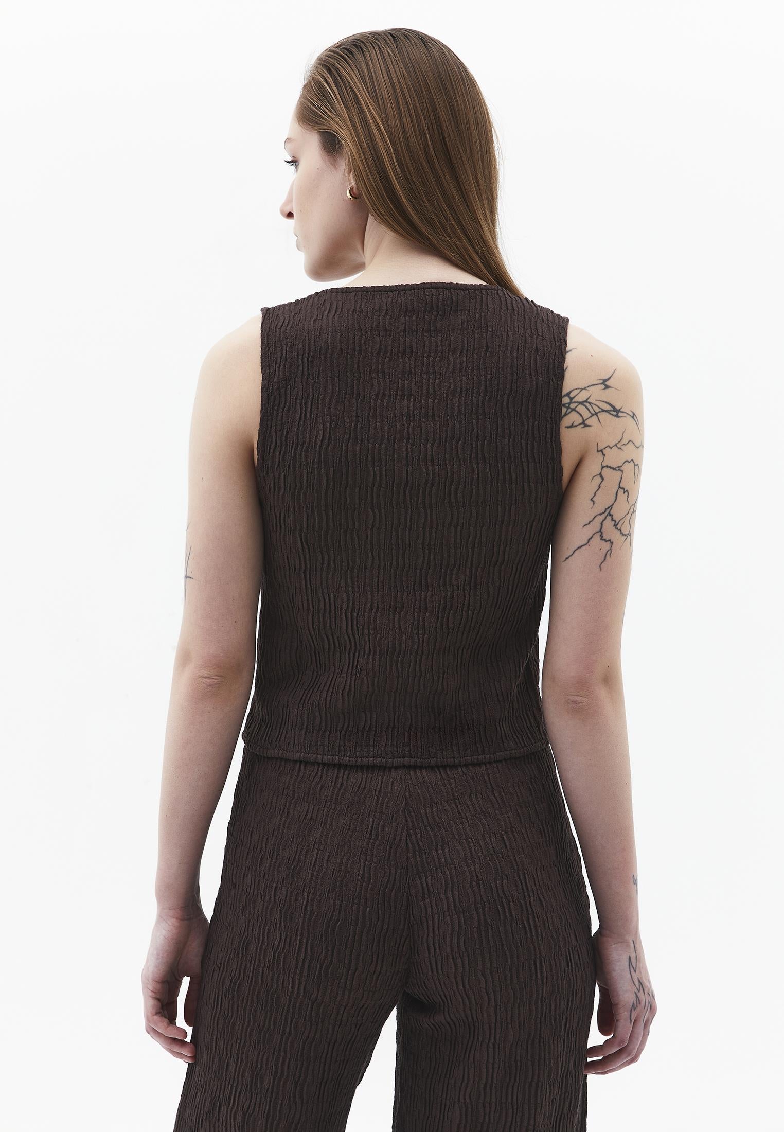 V Neck Closed Form Vest - CHOCOLATE BROWN