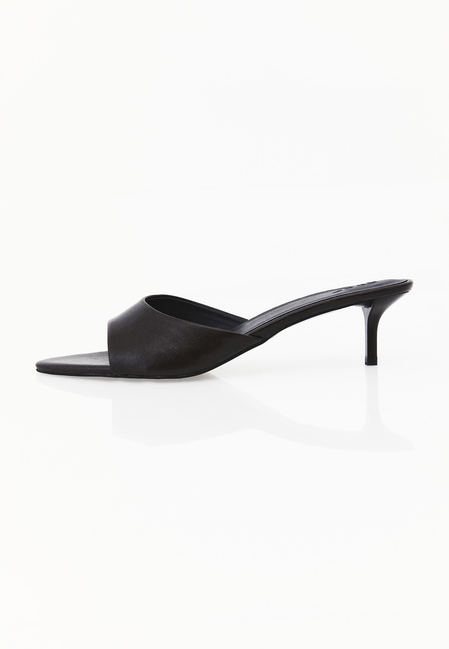 Shoe - CHOCOLATE TORTE