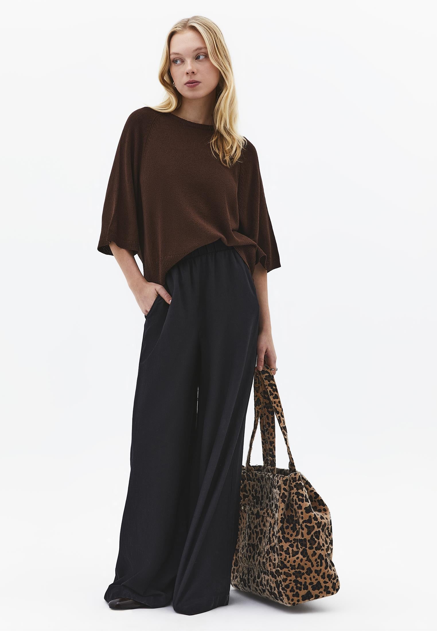 Raglan Sleeve Loose Fit Crew Neck Sweater - CHOCOLATE TORTE