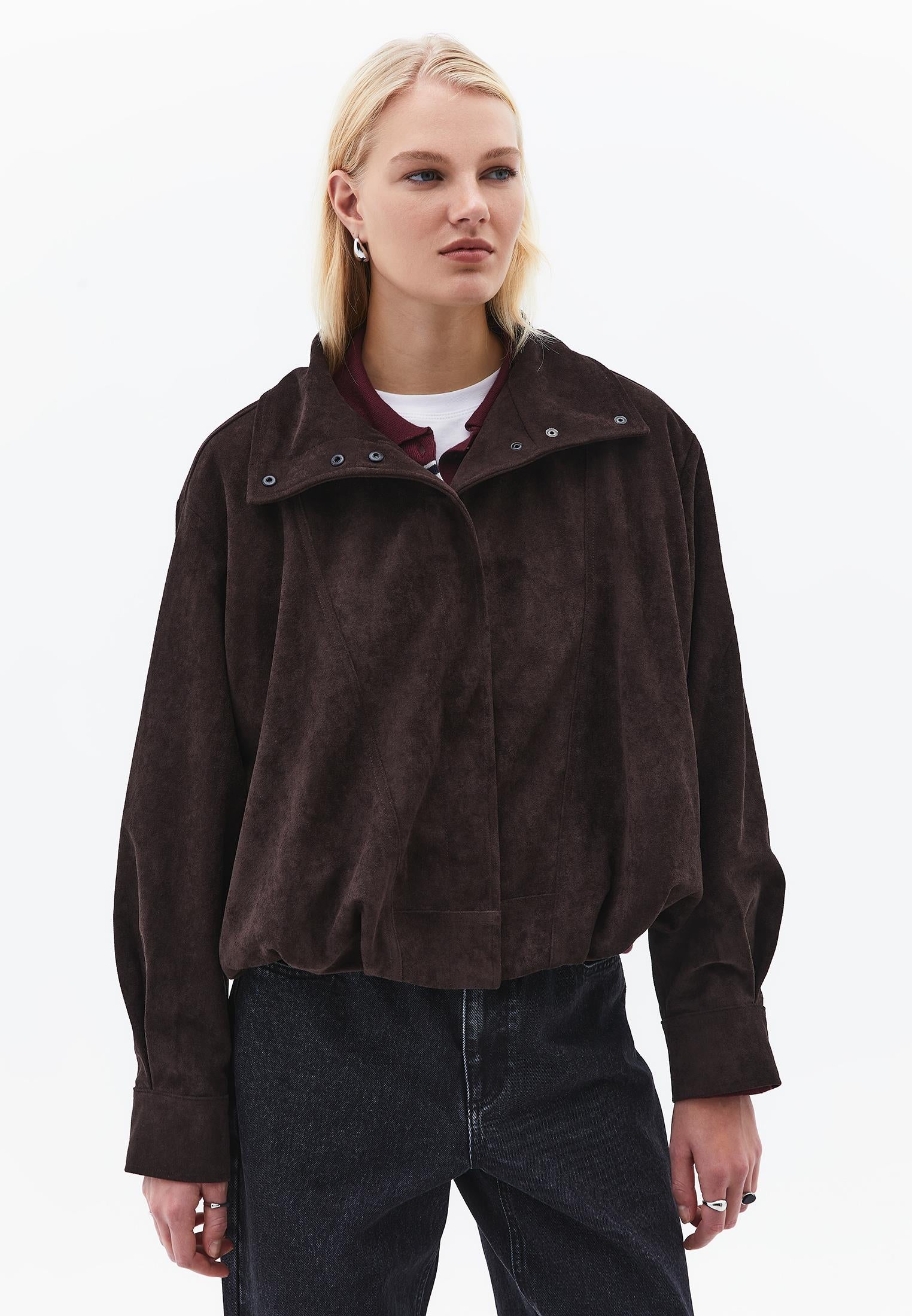 Oversized Jacket With Pleated Details - CHOCOLATE TORTE