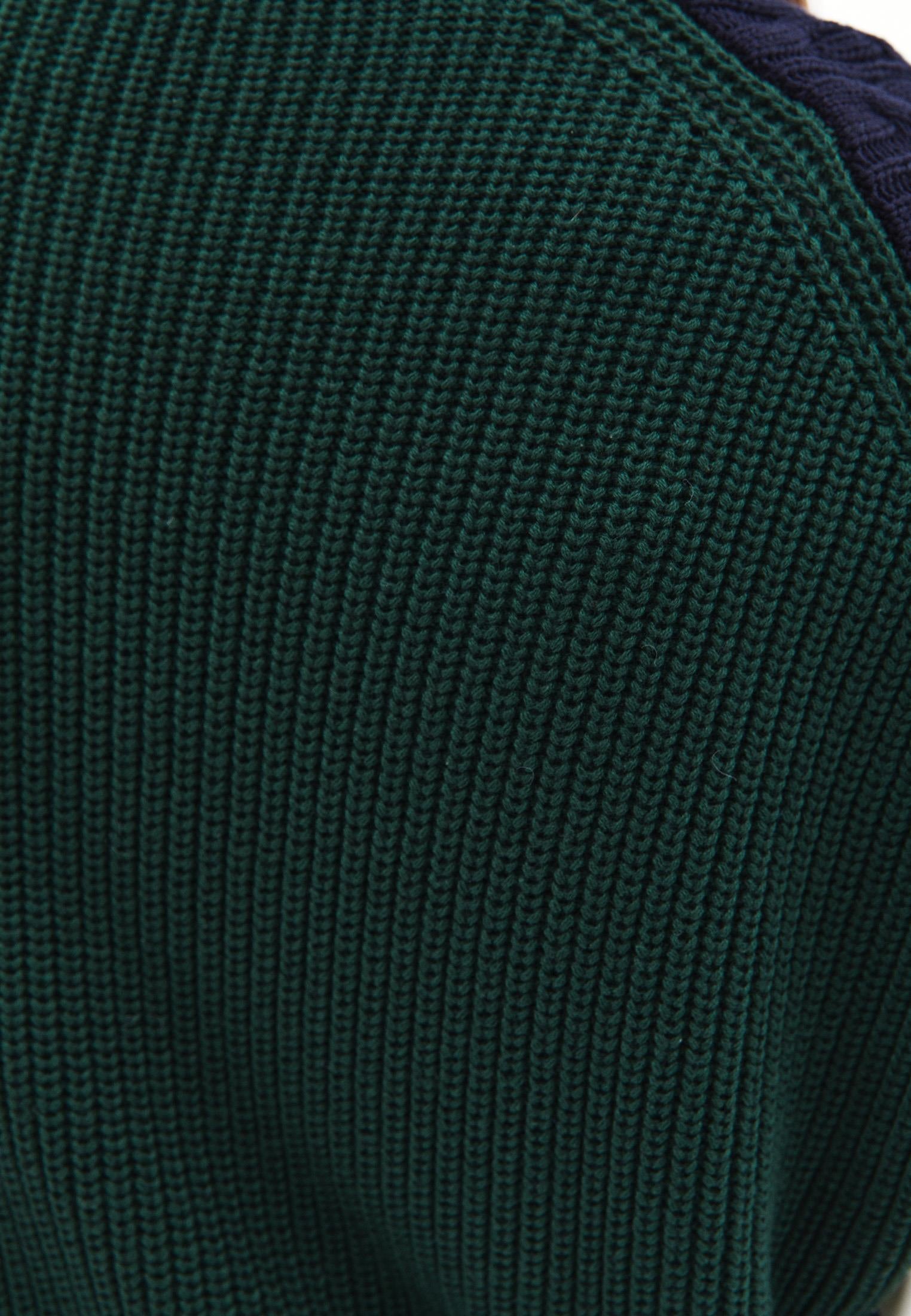 Sleeveless Vest With Knit Details - COLOR COMB