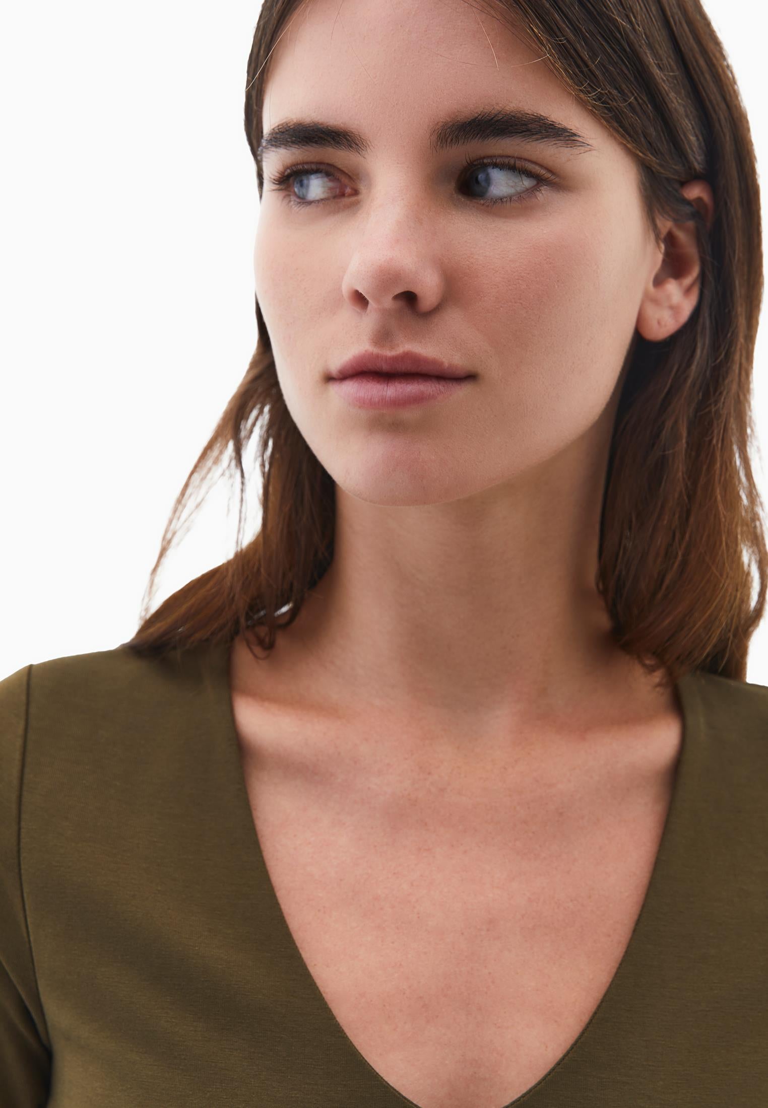 V Neck Long Sleeve T-Shirt - DARK OLIVE