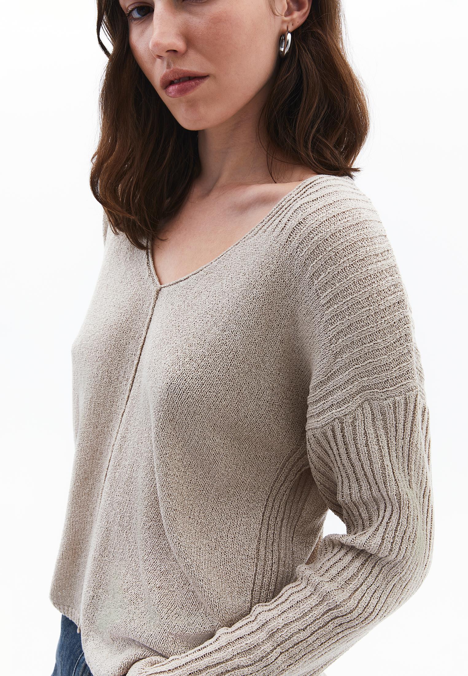 V Neck Standard Sweater - FEATHER GRAY