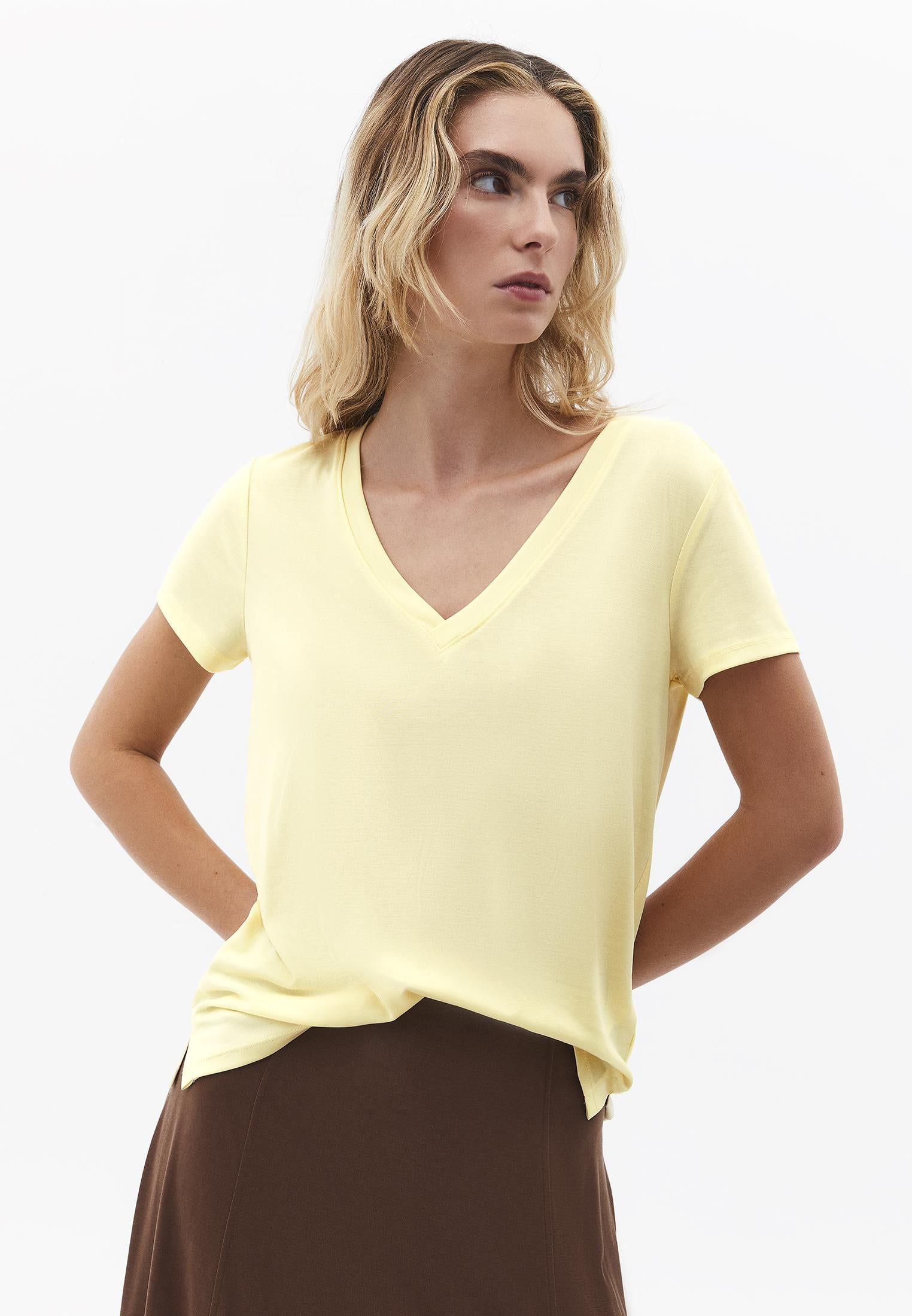 V Neck T-Shirt - FLAN