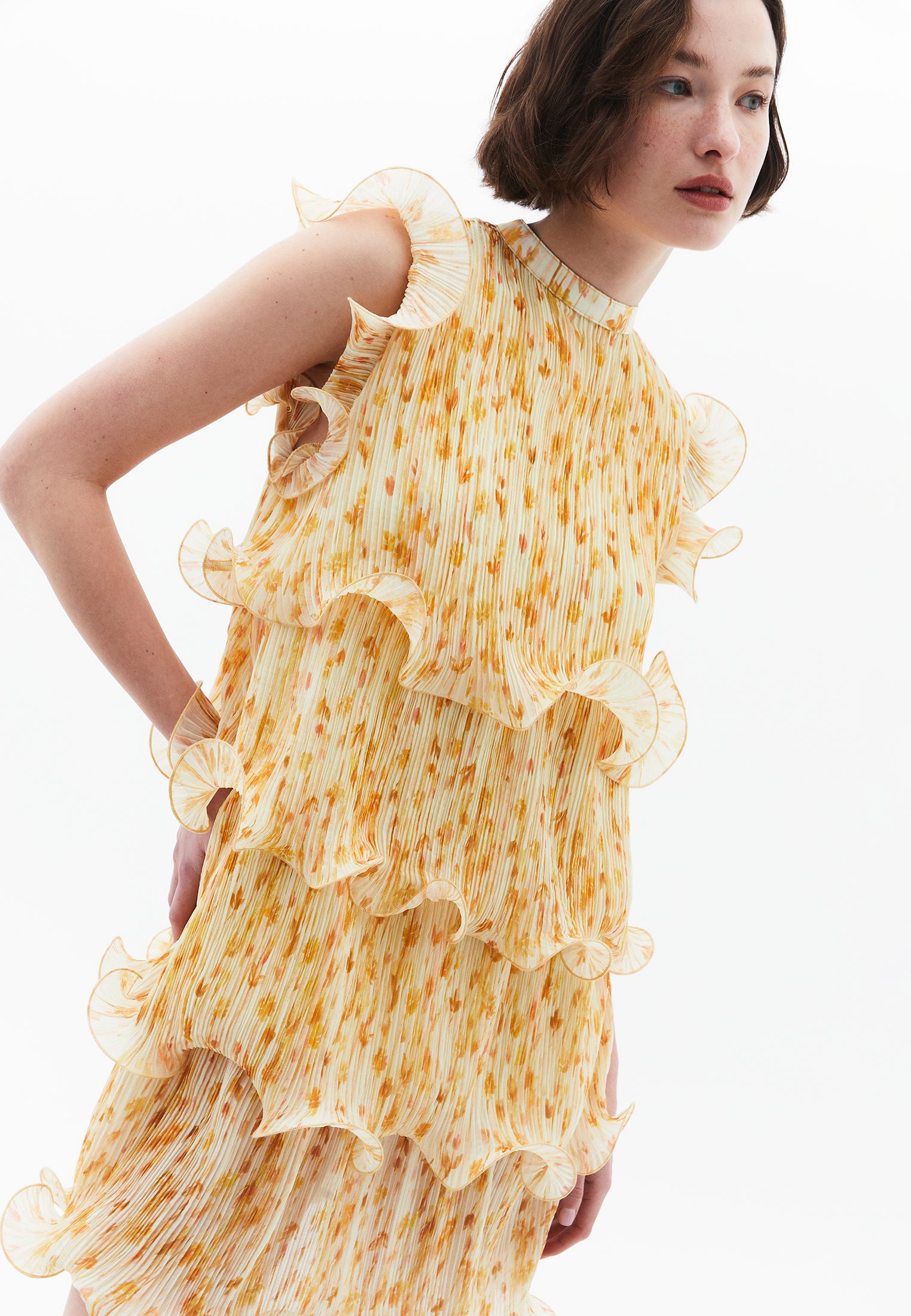 Pleated Sleeveless Dress - FLOWER COMB