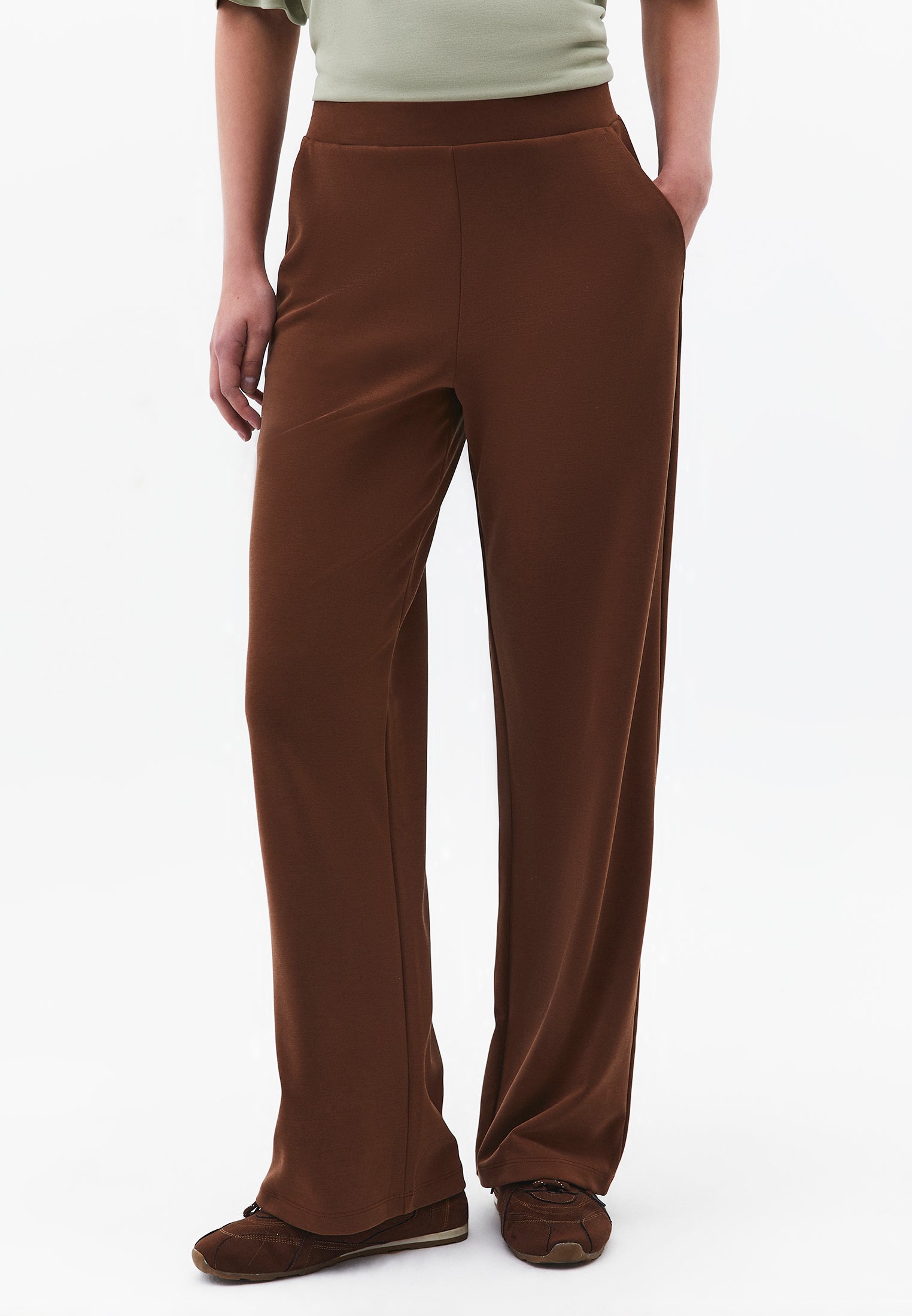 Straight Leg High Waist Sweatpant - FONDUE FUDGE