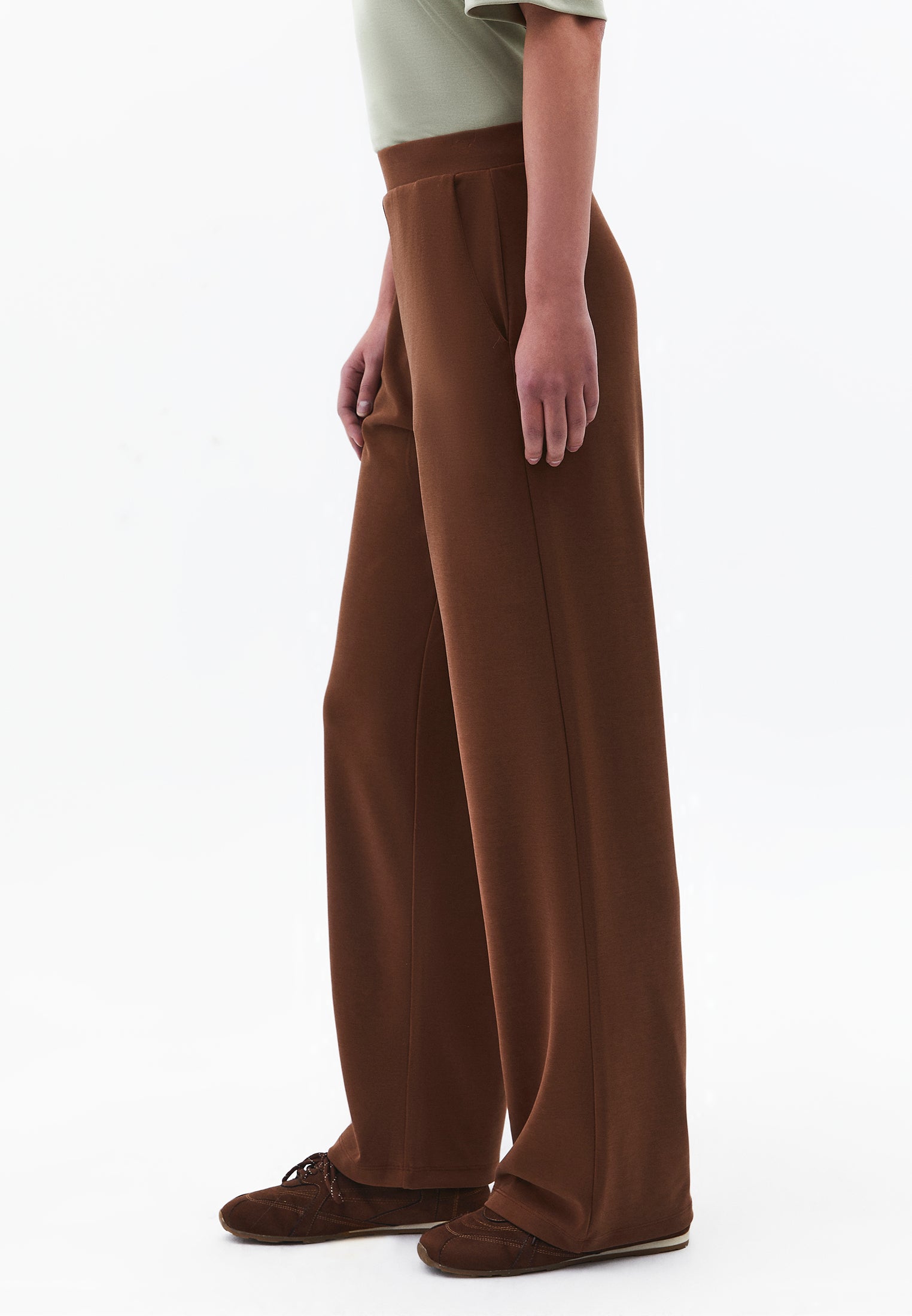 Straight Leg High Waist Sweatpant - FONDUE FUDGE