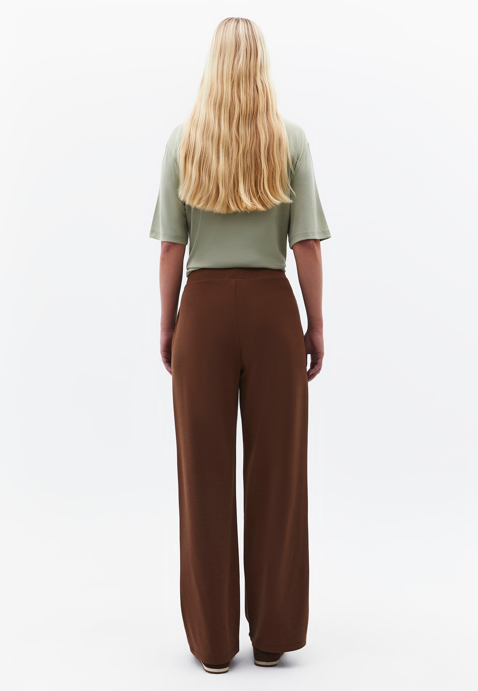 Straight Leg High Waist Sweatpant - FONDUE FUDGE