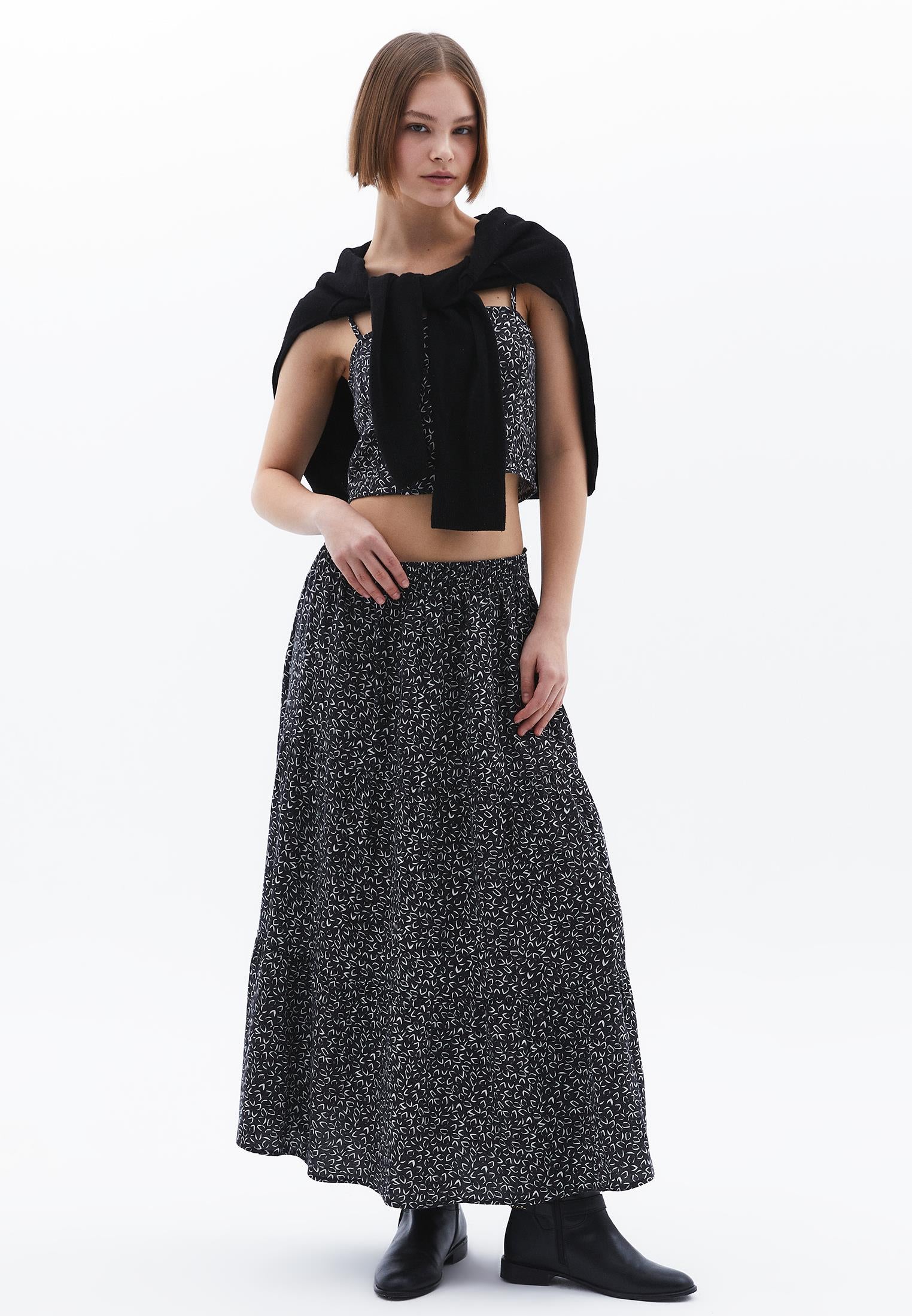 Square Neck Cropped Tank Top - GEO PRINT