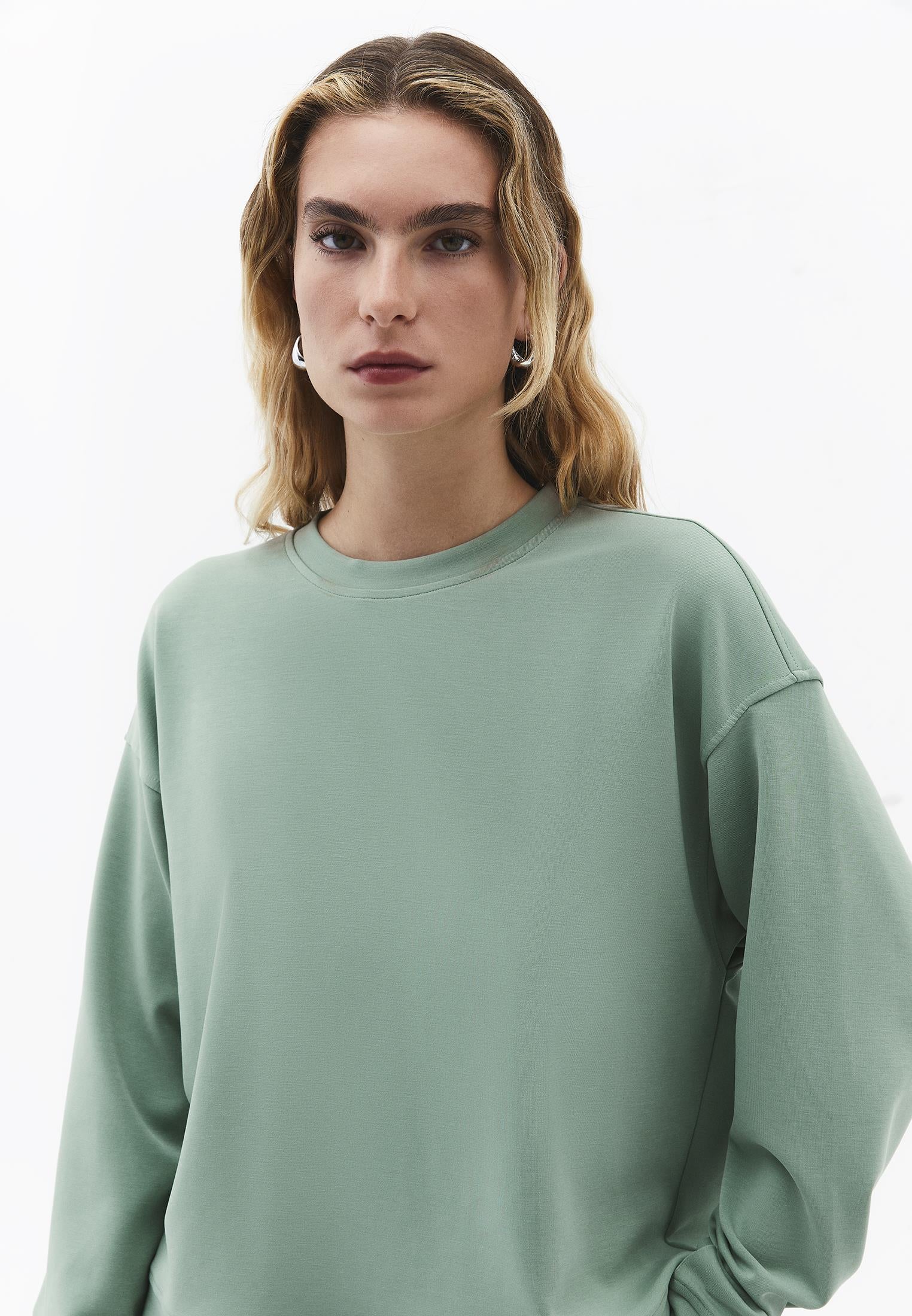 Crew Neck Long Sleeve Sweatshirt - GREEN BAY