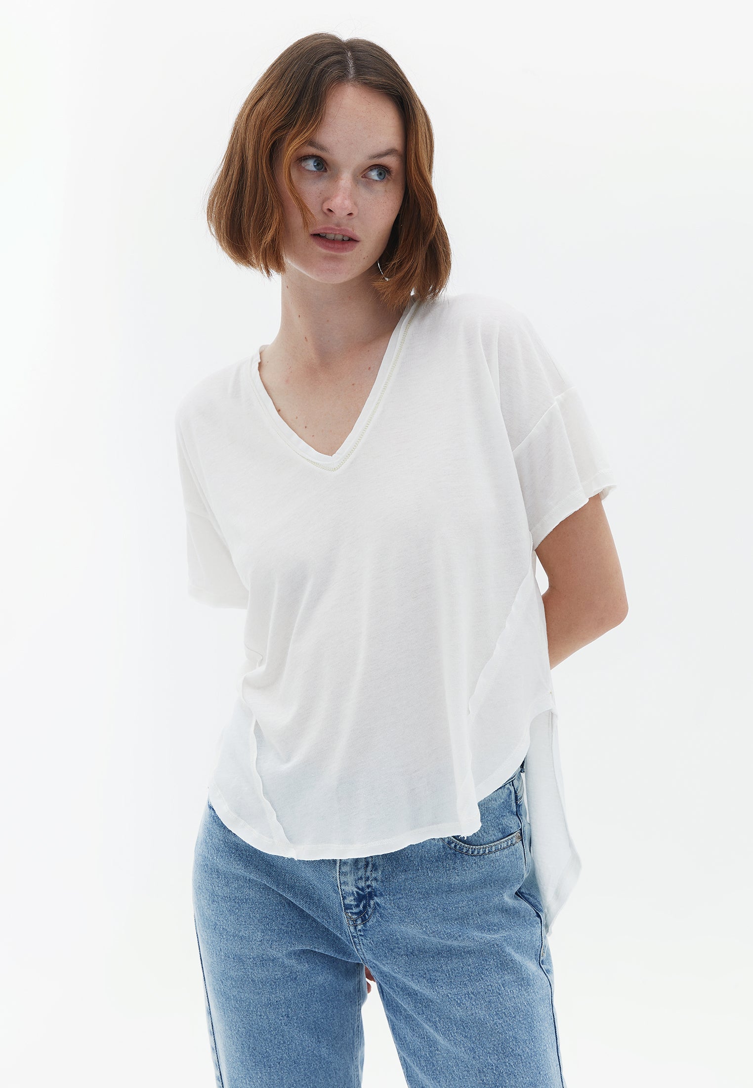 V Neck Short Sleeve T-Shirt - ICE MILK