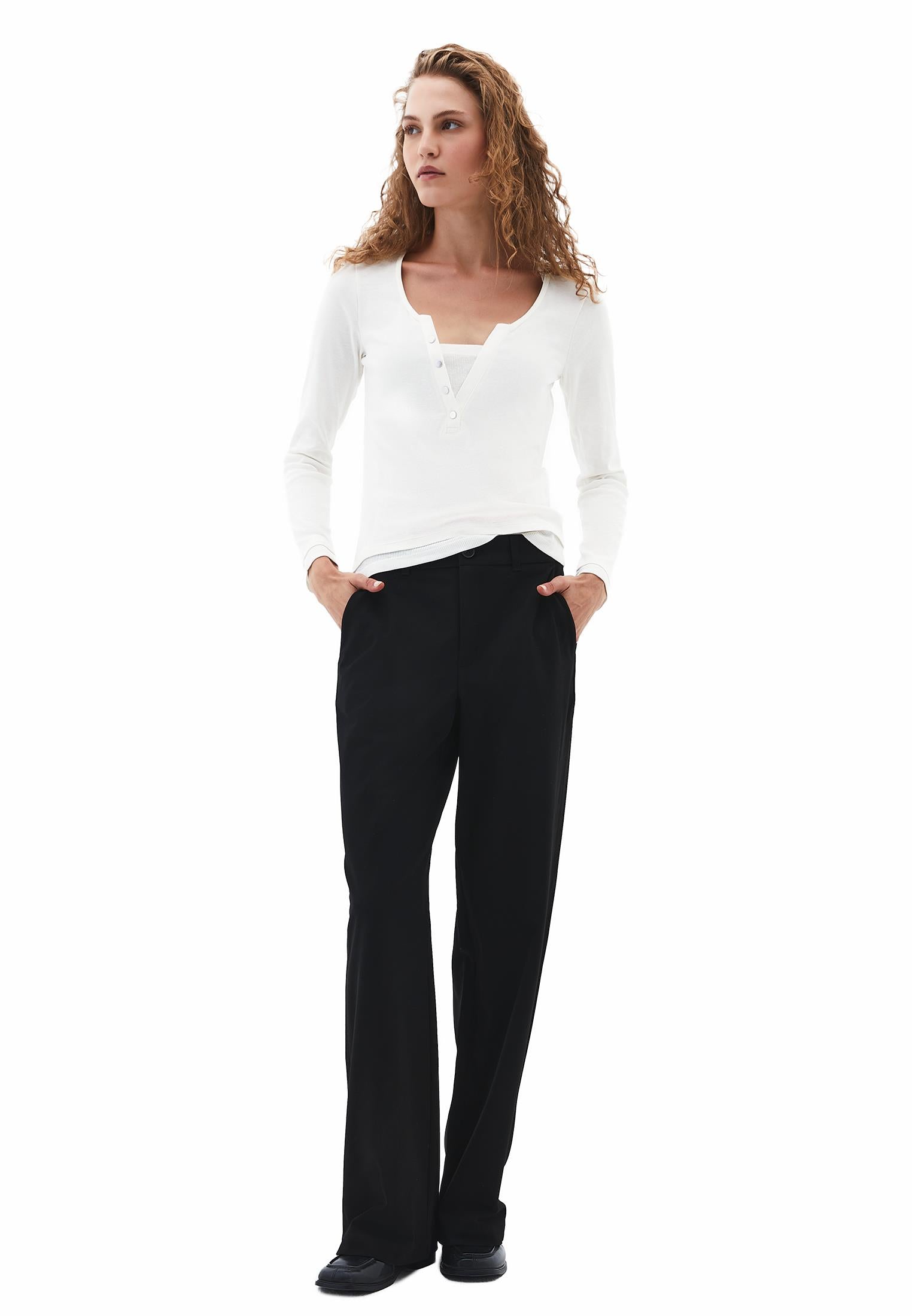 V Neck Long Sleeve T-Shirt - ICE MILK
