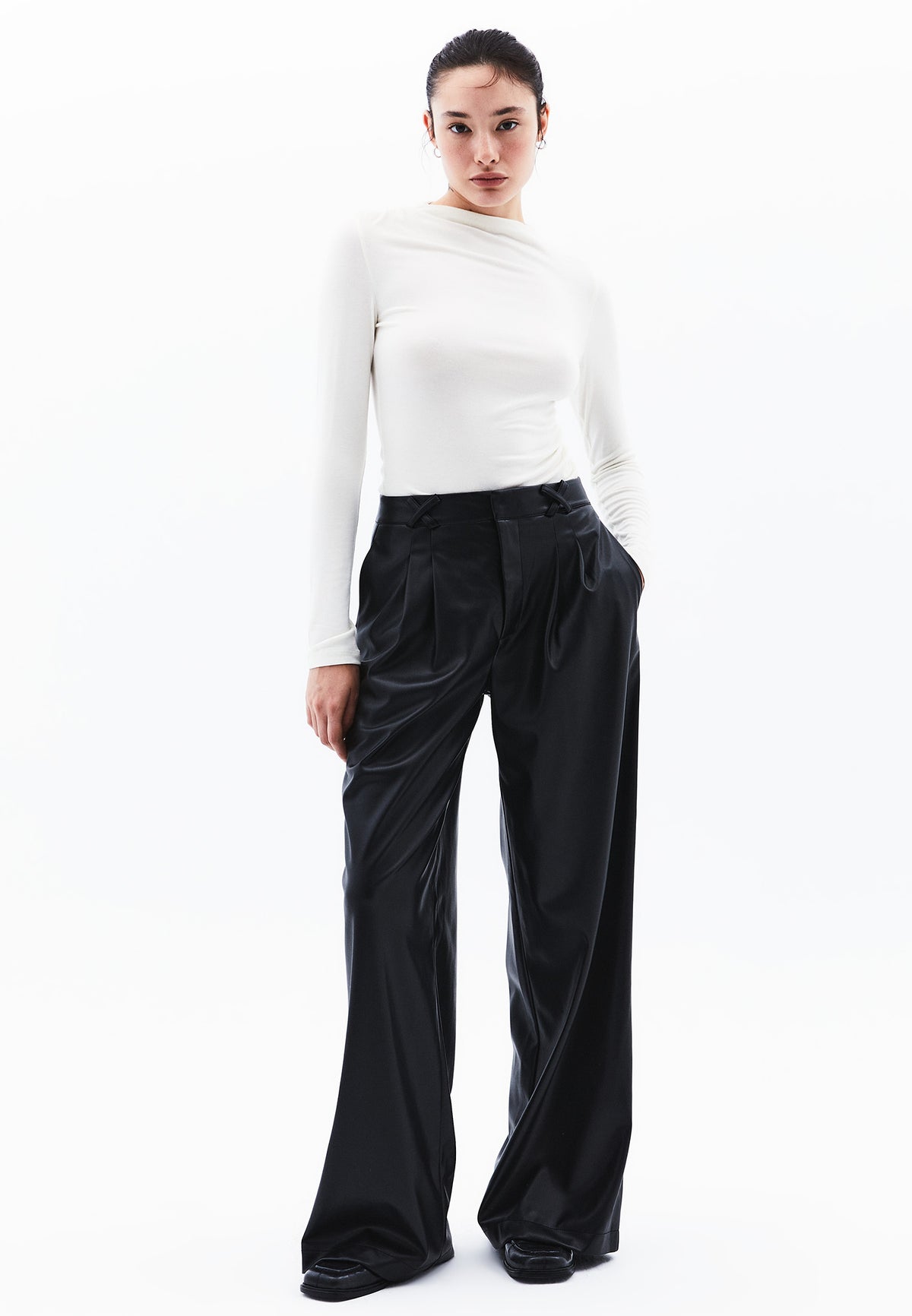 Ruched Long Sleeve High Neck Bodycon T-Shirt - ICE MILK