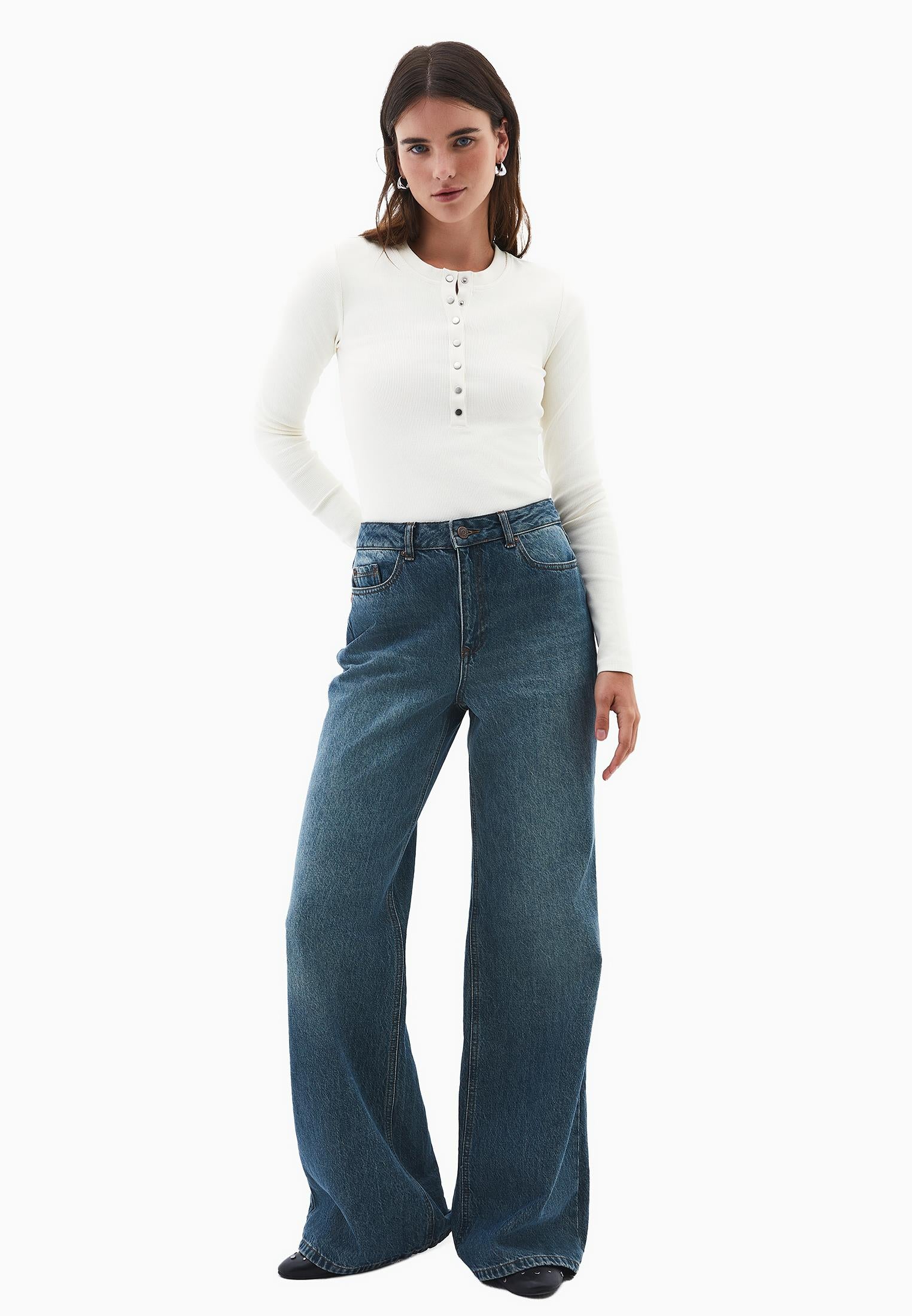Long Sleeve Crew Neck Bodycon T-Shirt - ICE MILK