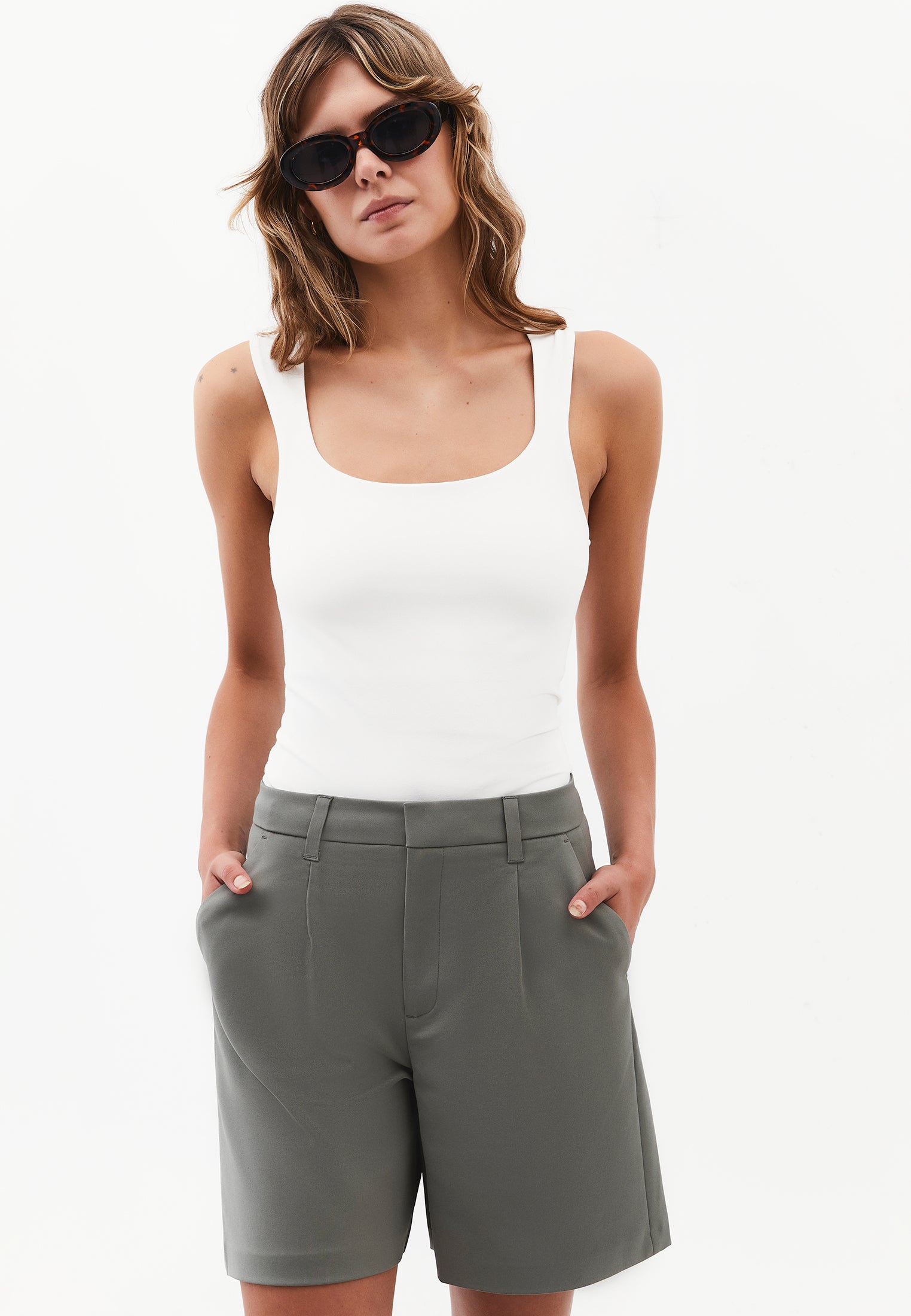 Square Neck Bodycon Standard Tank Top - ICE MILK