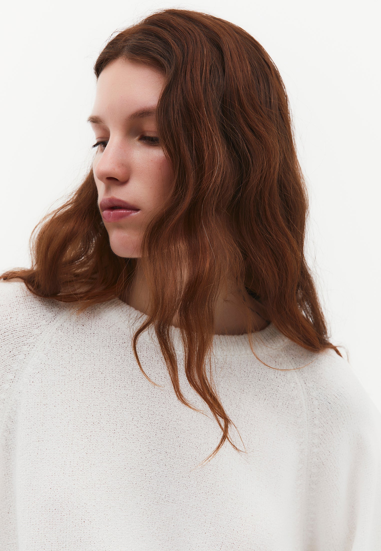 Crew Neck Raglan Sleeve Sweater - ICE MILK