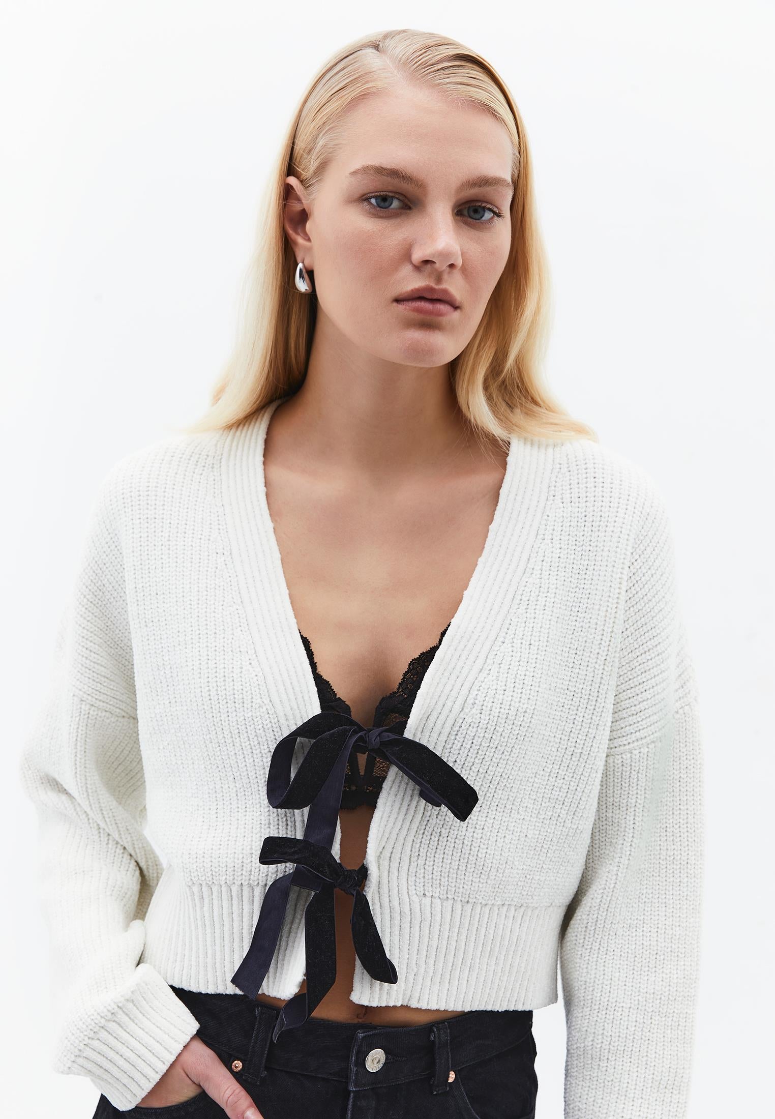 V Neck Long Sleeve Loose Cardigan - ICE MILK