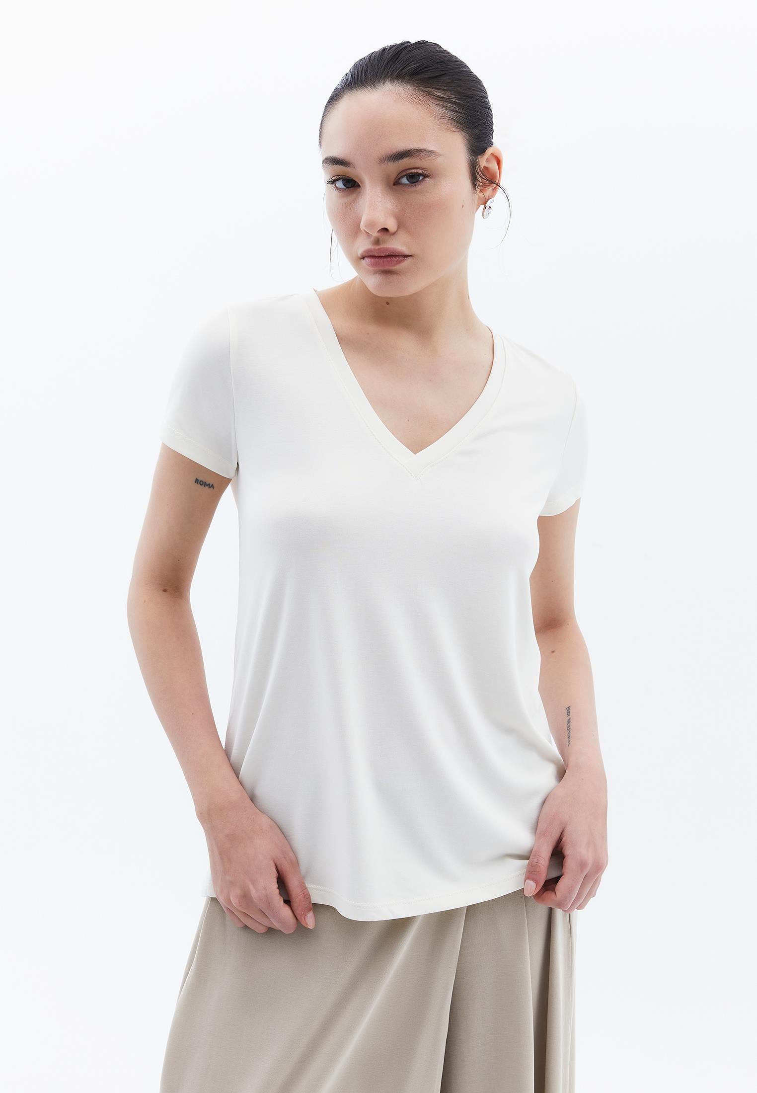 V Neck Loose Fit T-Shirt - ICE MILK