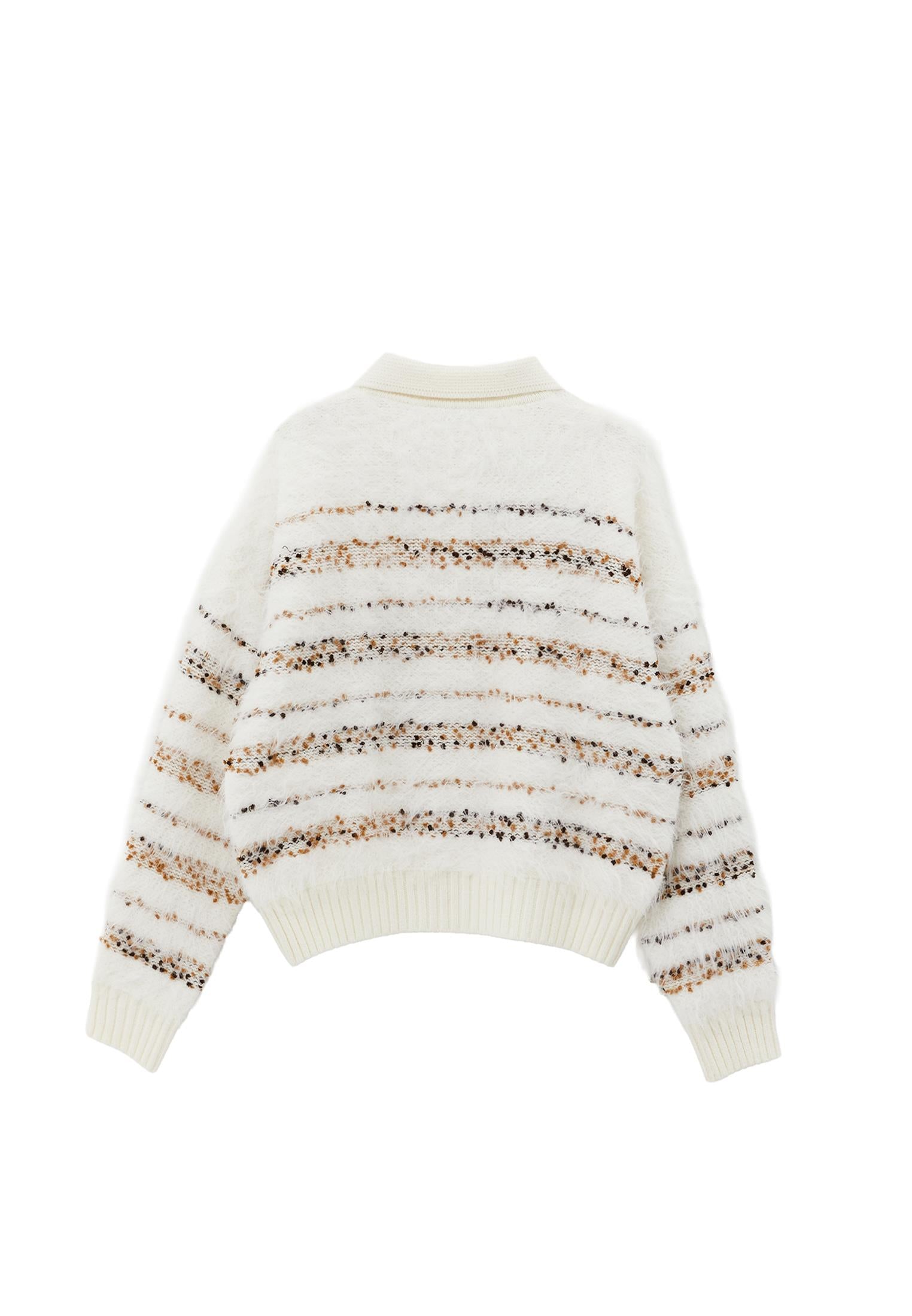 Comfortable Crew Neck Sweater - ICE MILK