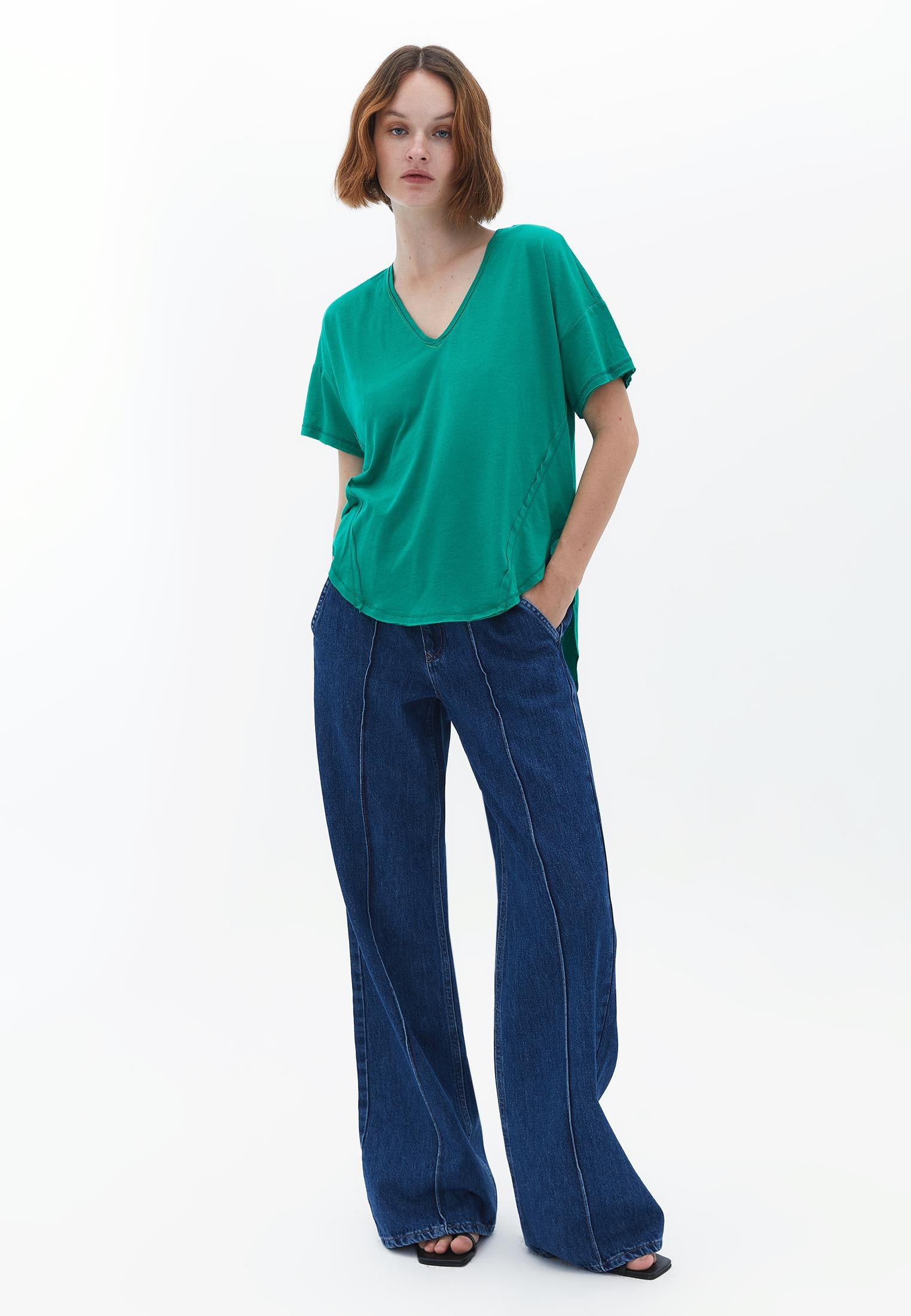 V Neck Short Sleeve T-Shirt - JELLY BEAN