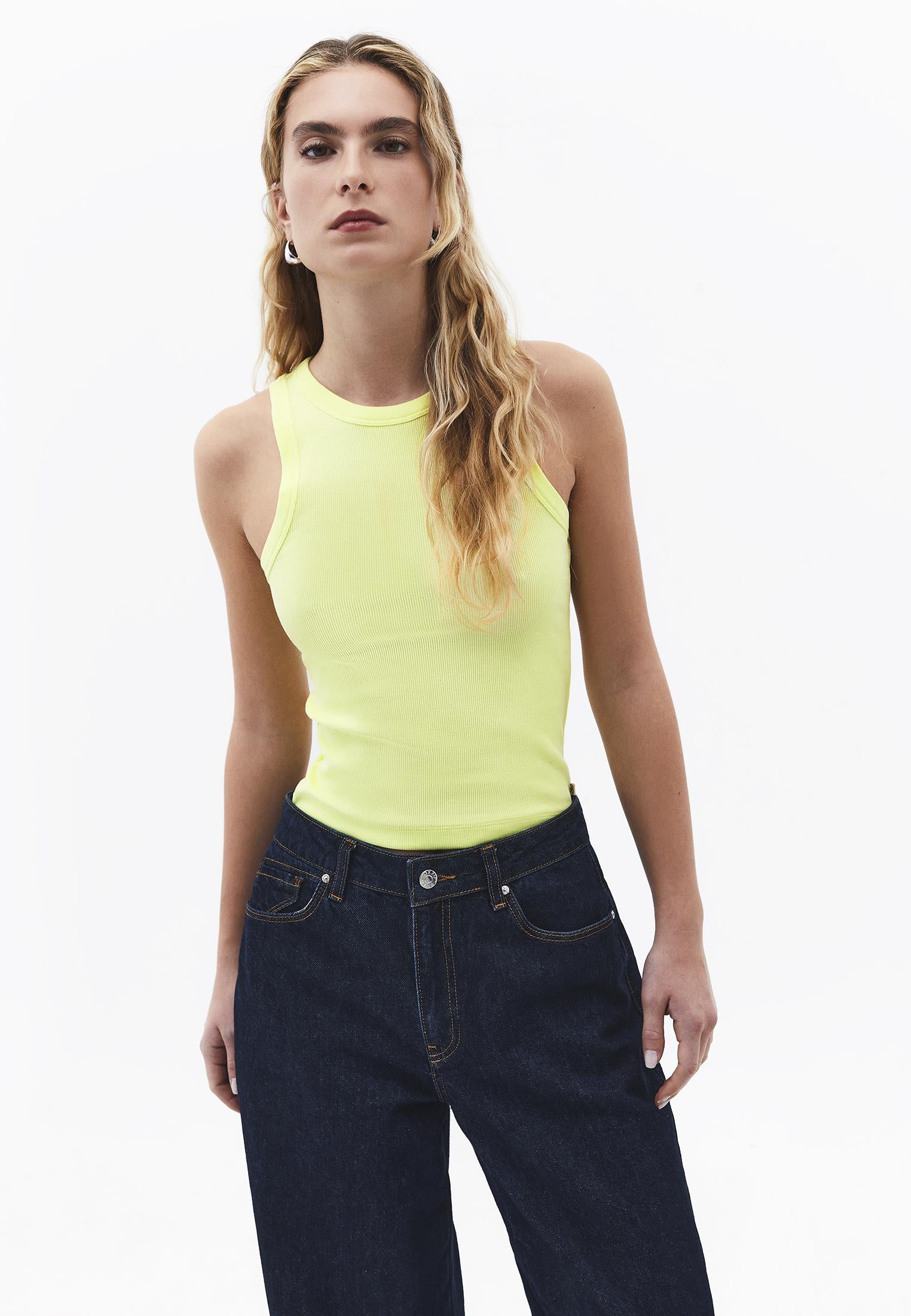 Crew Neck Bodycon Tank Top - LUMINARY GREEN