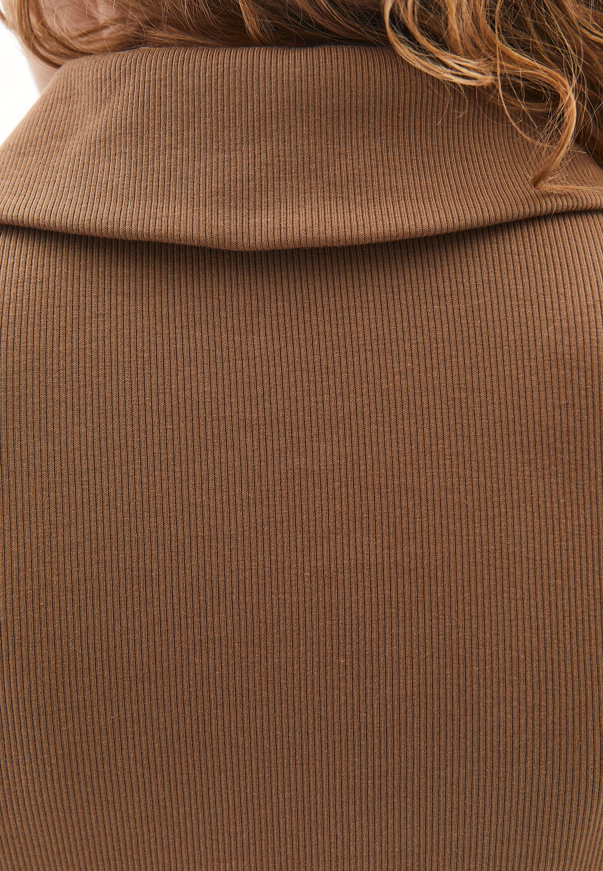 Polo Collar Long Sleeve T-Shirt With Zipper Detail - MALT BALL