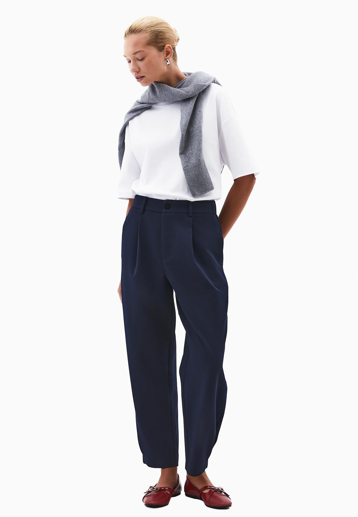 Balloon Form Long Carrot Pants - MIDNIGHT