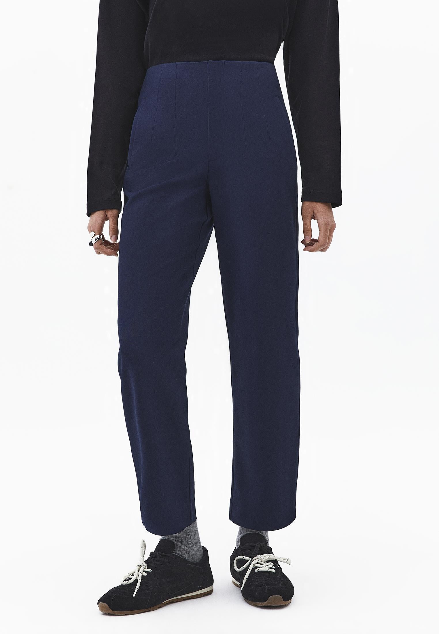 High Waist Carrot Cut Trousers - MIDNIGHT