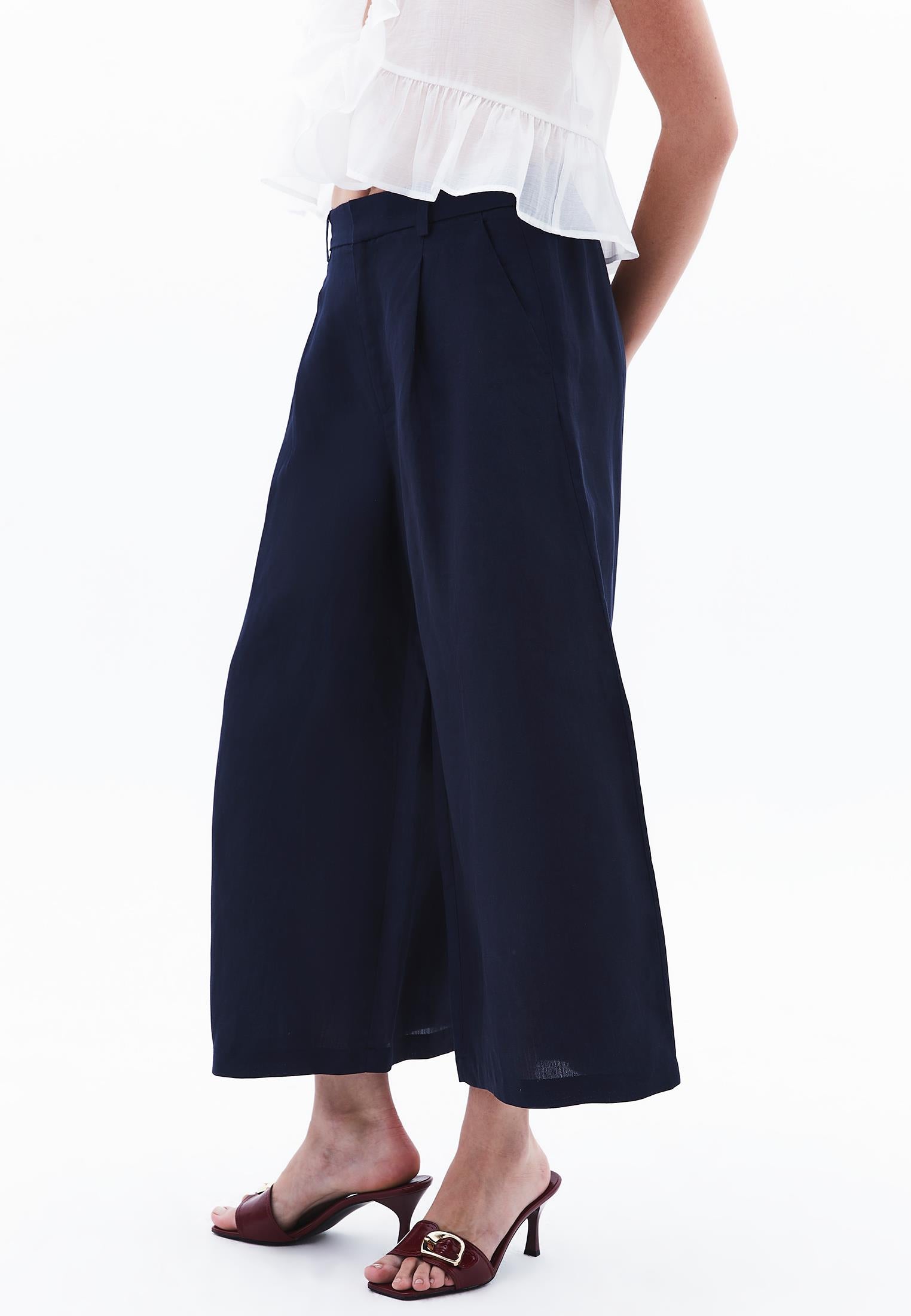Pleated Ultra High Waist Cropped Culotte Trousers - MIDNIGHT
