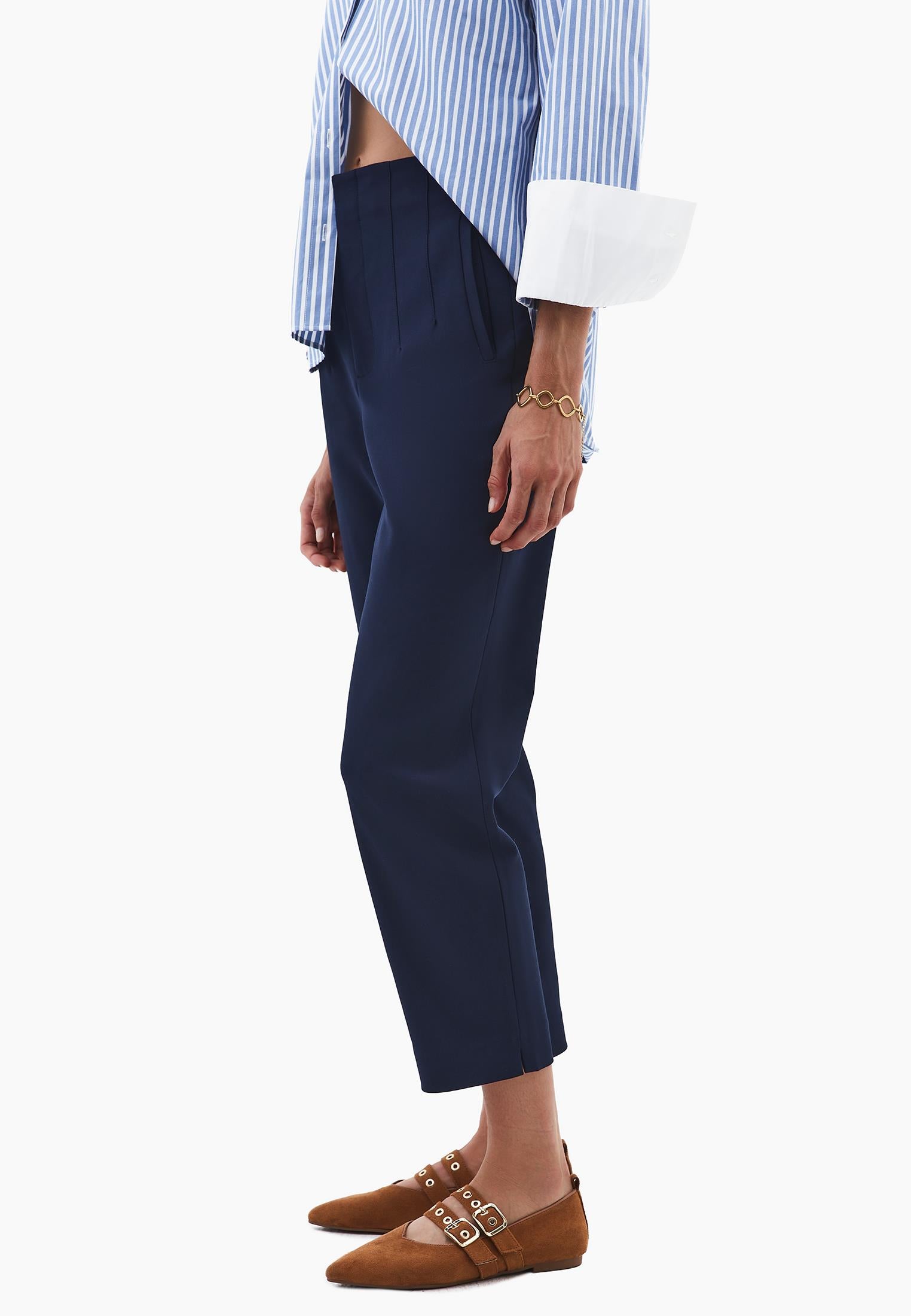 Ultra High Waist Carrot Pants - MIDNIGHT