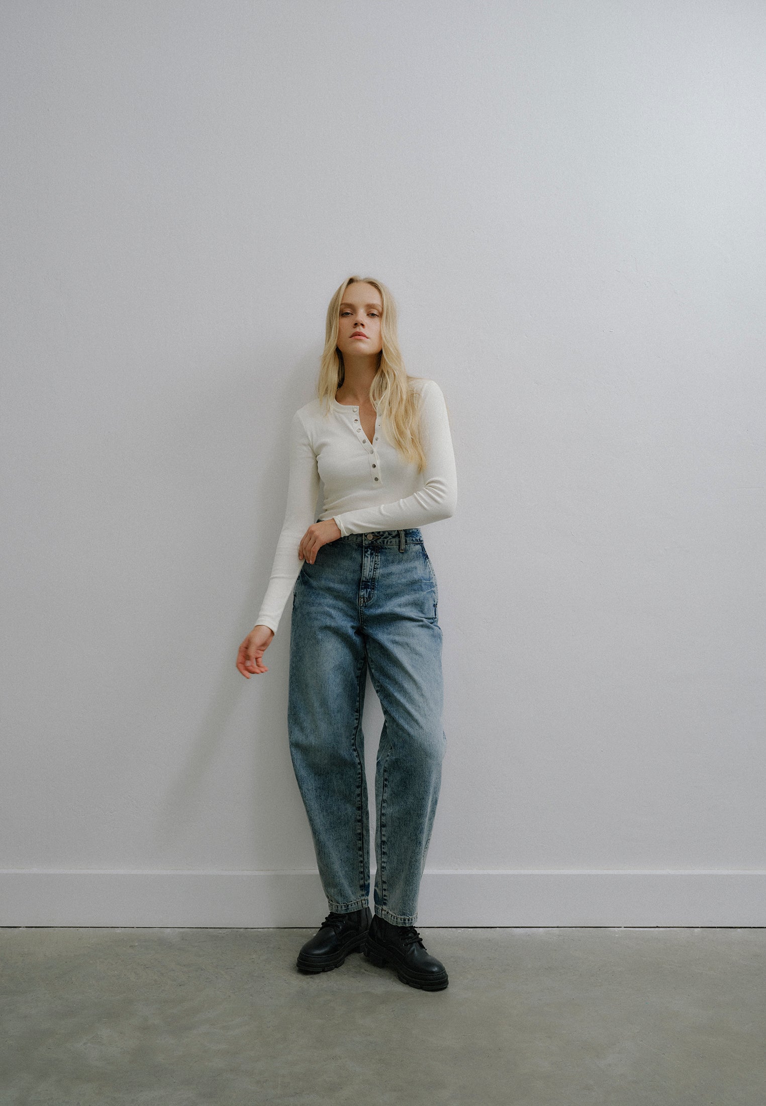 Barrel Leg Denim Pants - MID BLUE DENIM