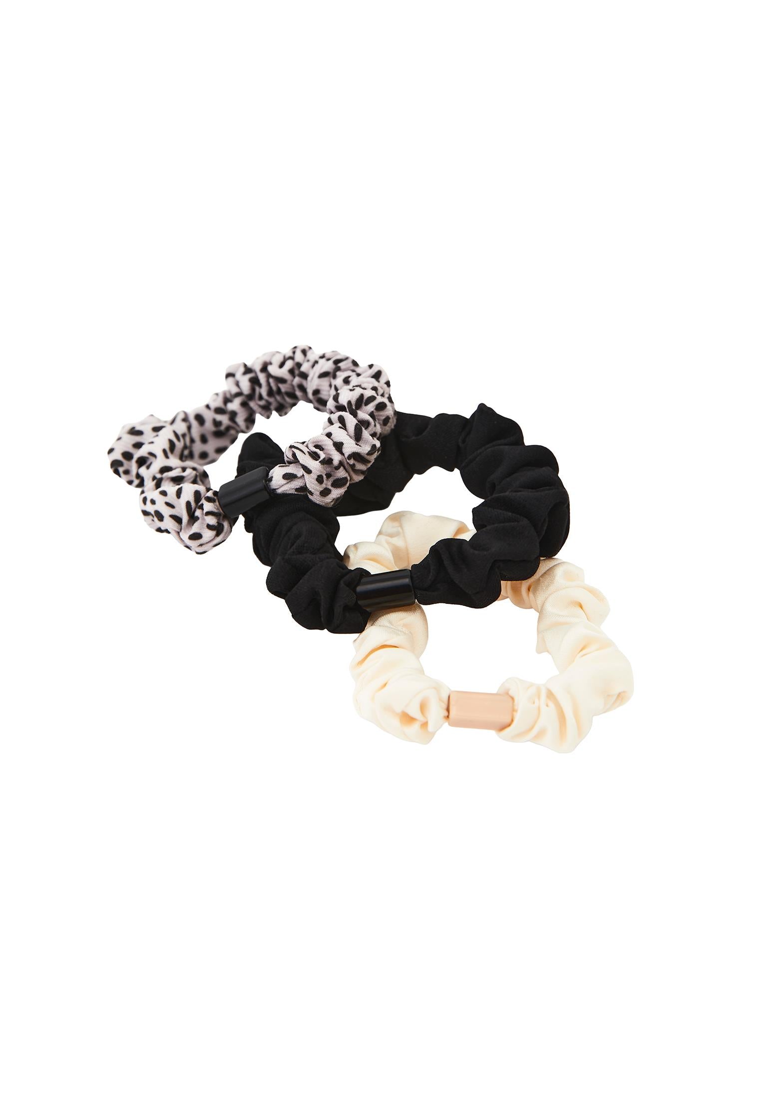 Women Set Product With Hair Clip Detail - MIX