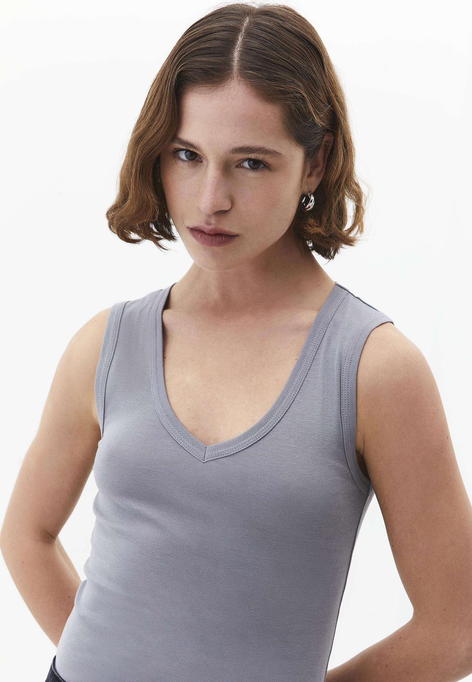 V Neck Bodycon Rib Tank Top - MONUMENT