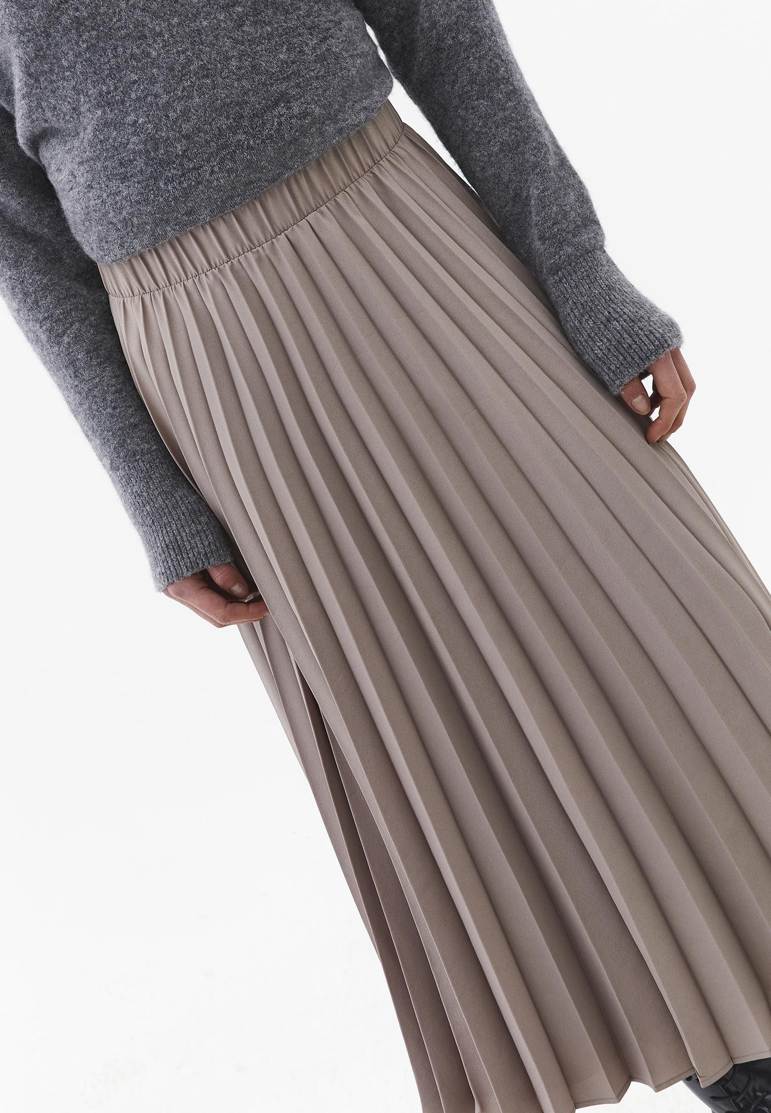 Elastic Waist Pleated Long A-Line Skirt - MOON ROCK