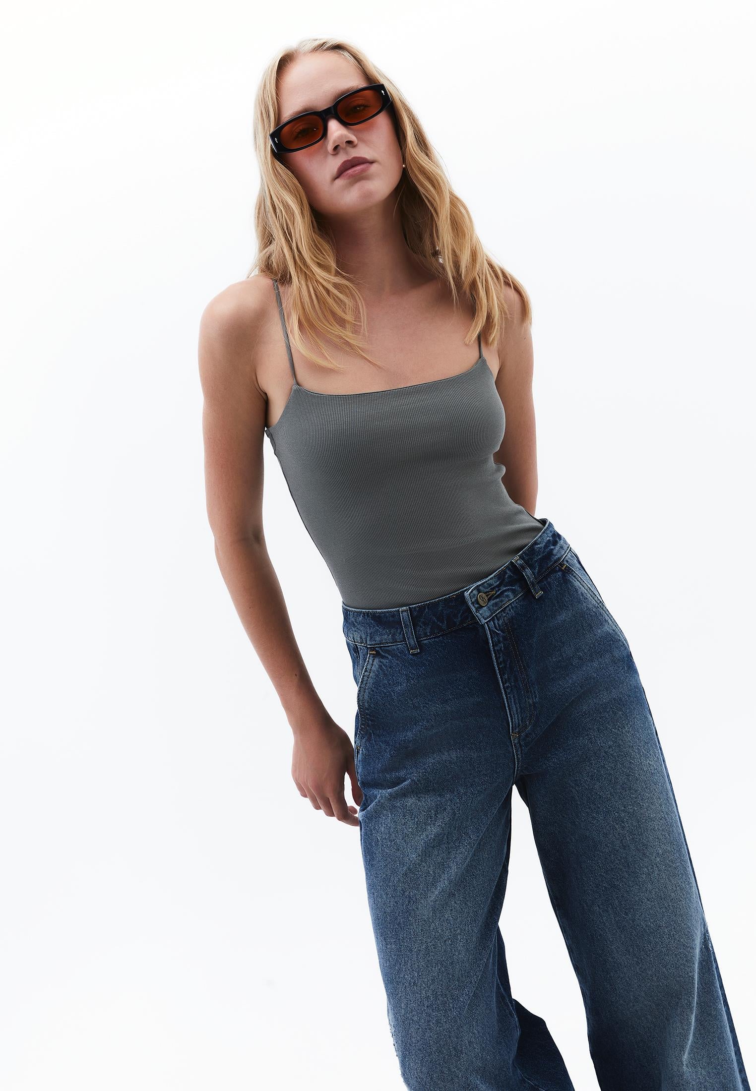 Square Neck Strap Tank Top - MULLED BASIL