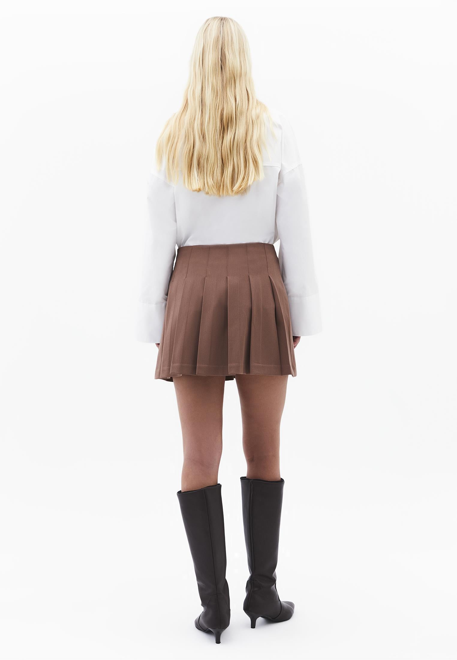 Short Skirt With Pleat Details - MYRISTICA
