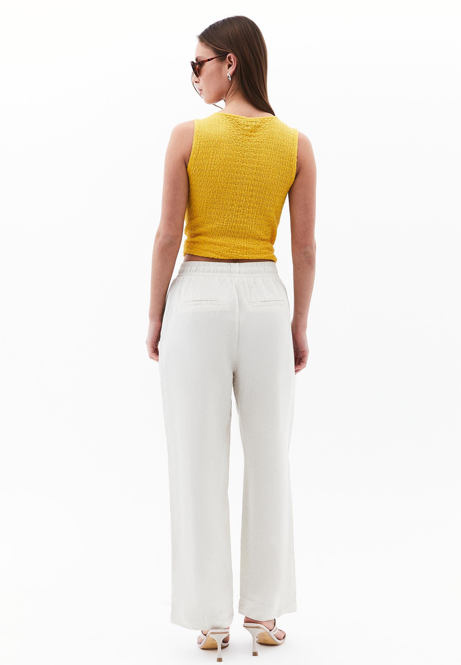 High Waist Straight Trousers With Pocket Detail - NATURAL