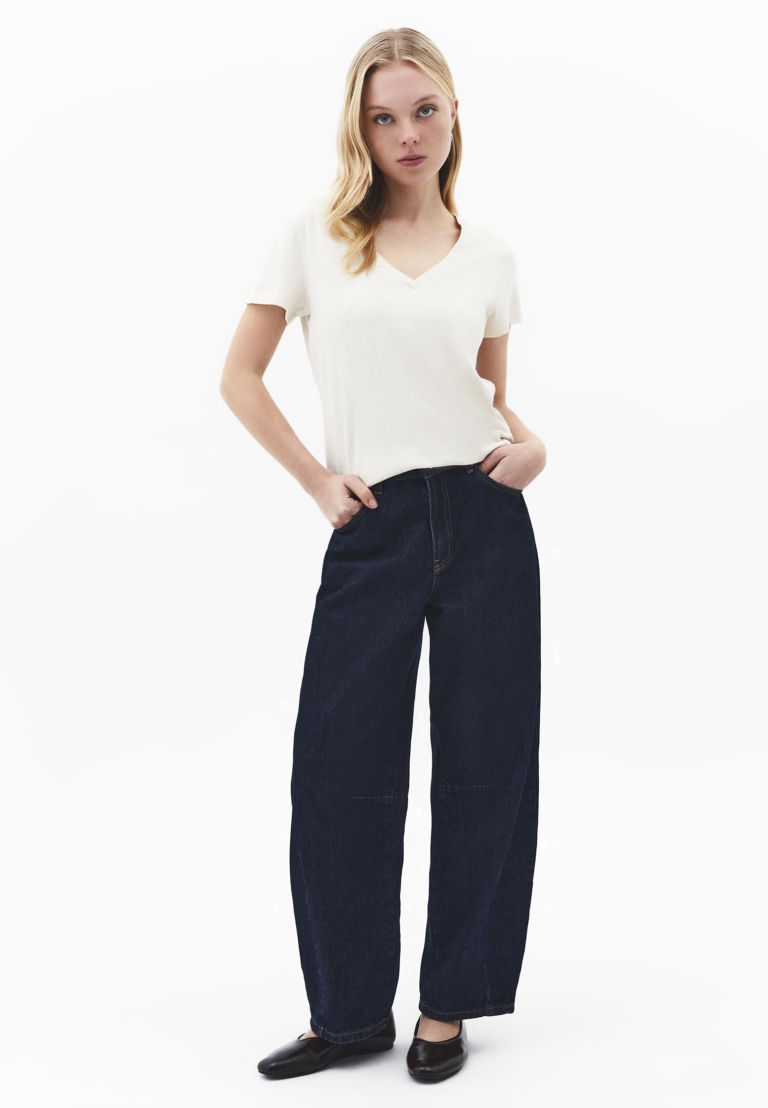 Loose Fit V Neck T-Shirt - NATUREL